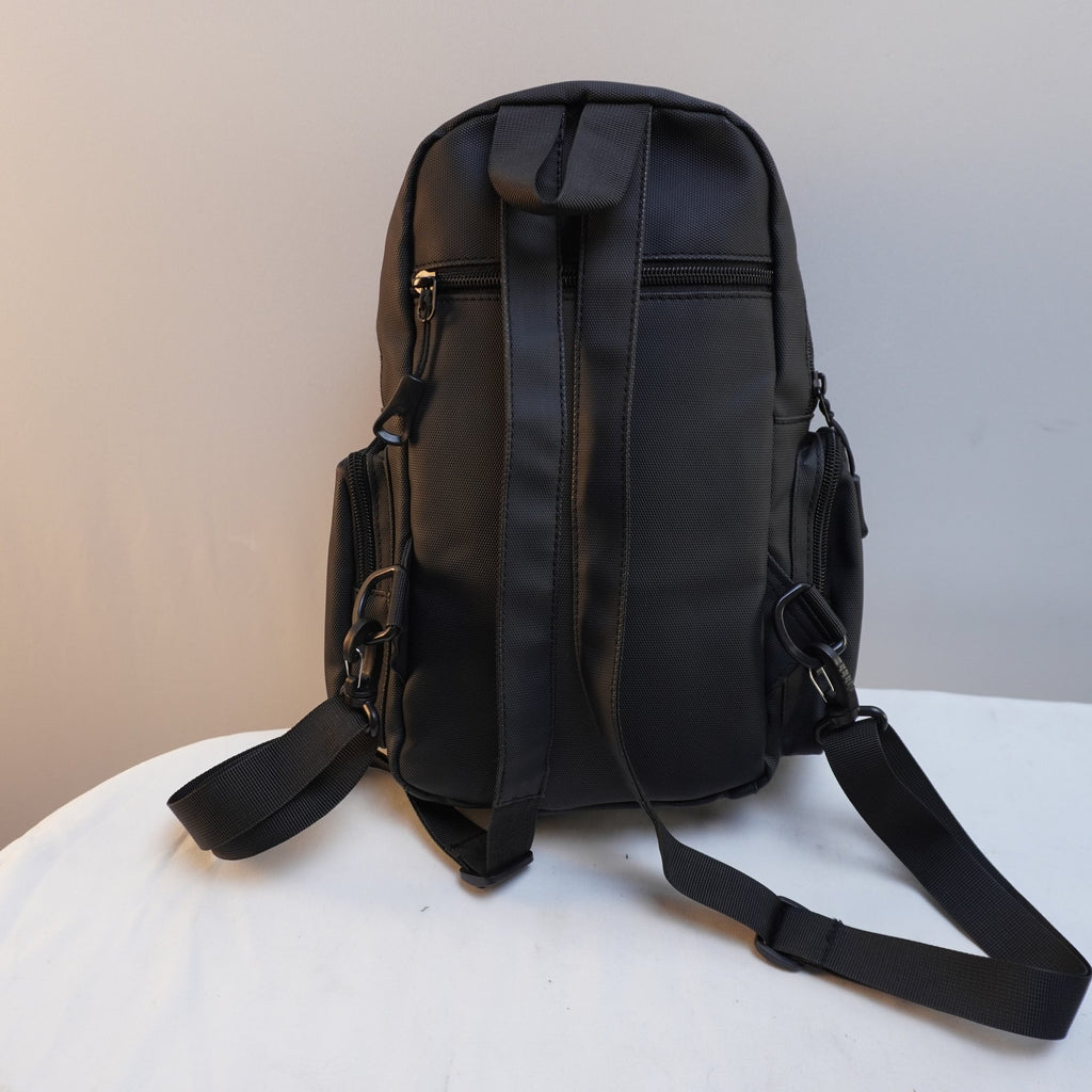 Mochila Italian Style para Mujer Usada - Negra