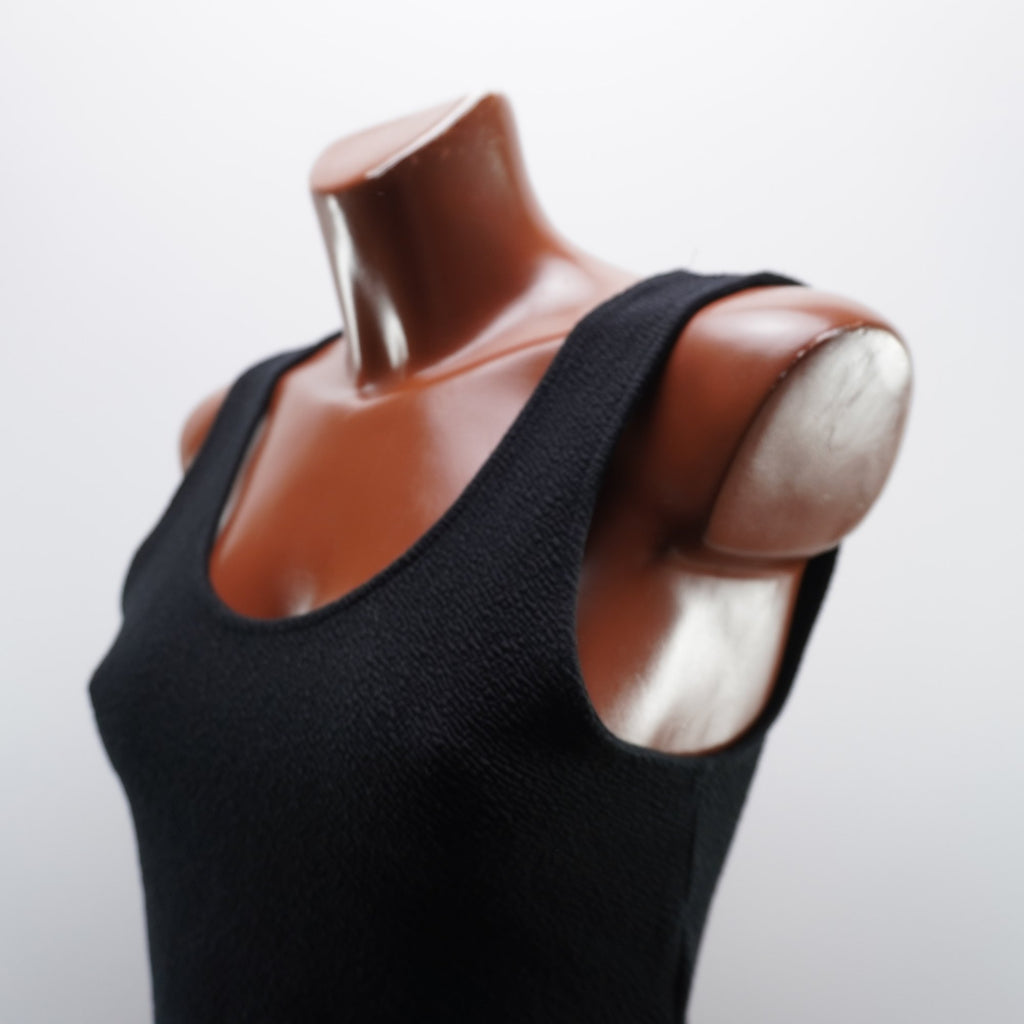 Camiseta Sin Mangas Calvin Klein para Mujer - Negra, M, Usada en Muy Buen Estado