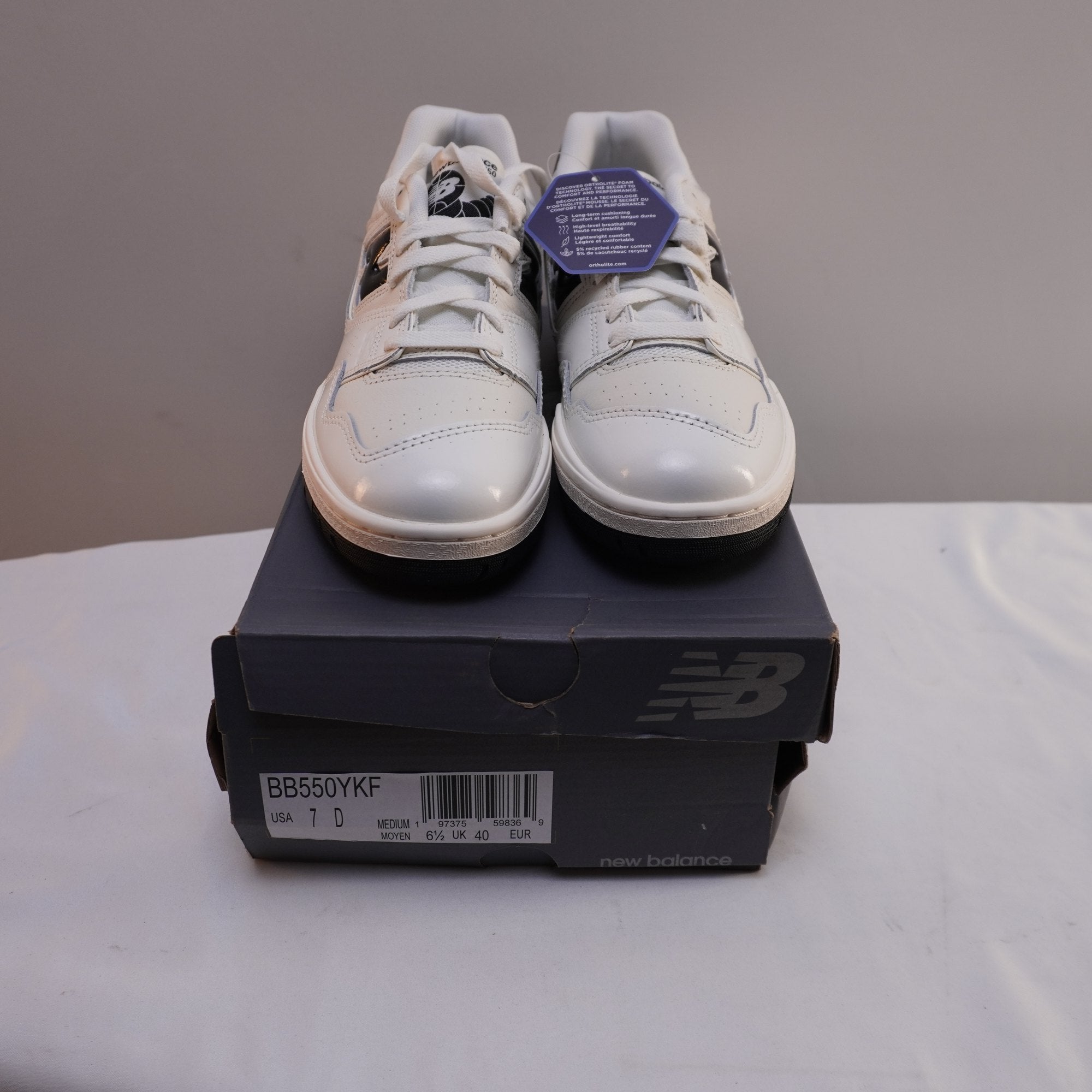 Zapatillas New Balance para Mujer Usadas - Blancas, Talla 40