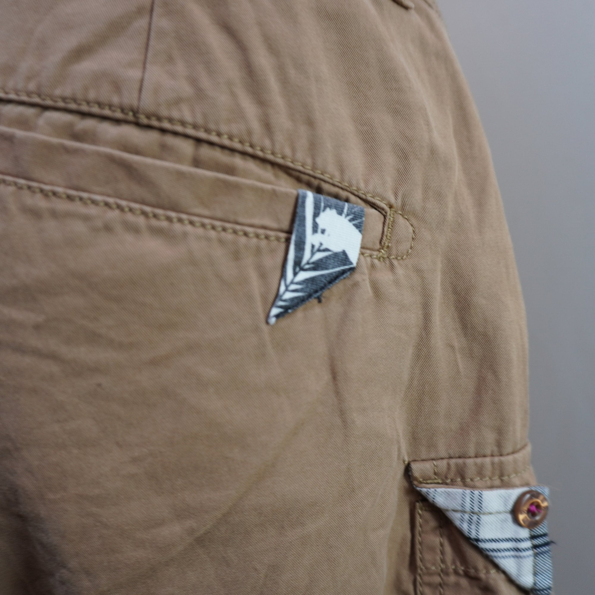 Pantalones Cortos Vaqueros Puma para Mujer Usados - Marrón, XL