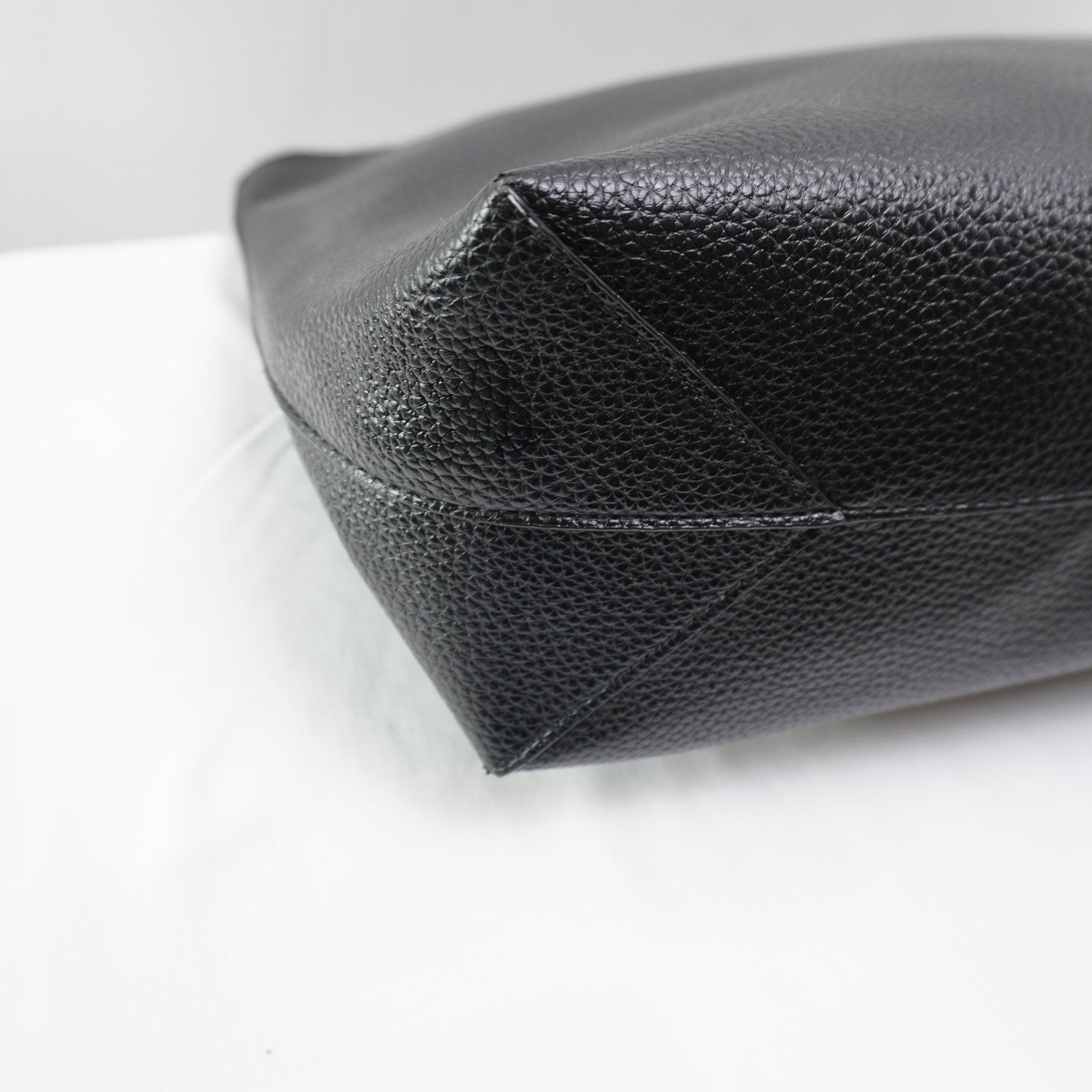 Bolso Baguette Guess para Mujer Usado - Negro