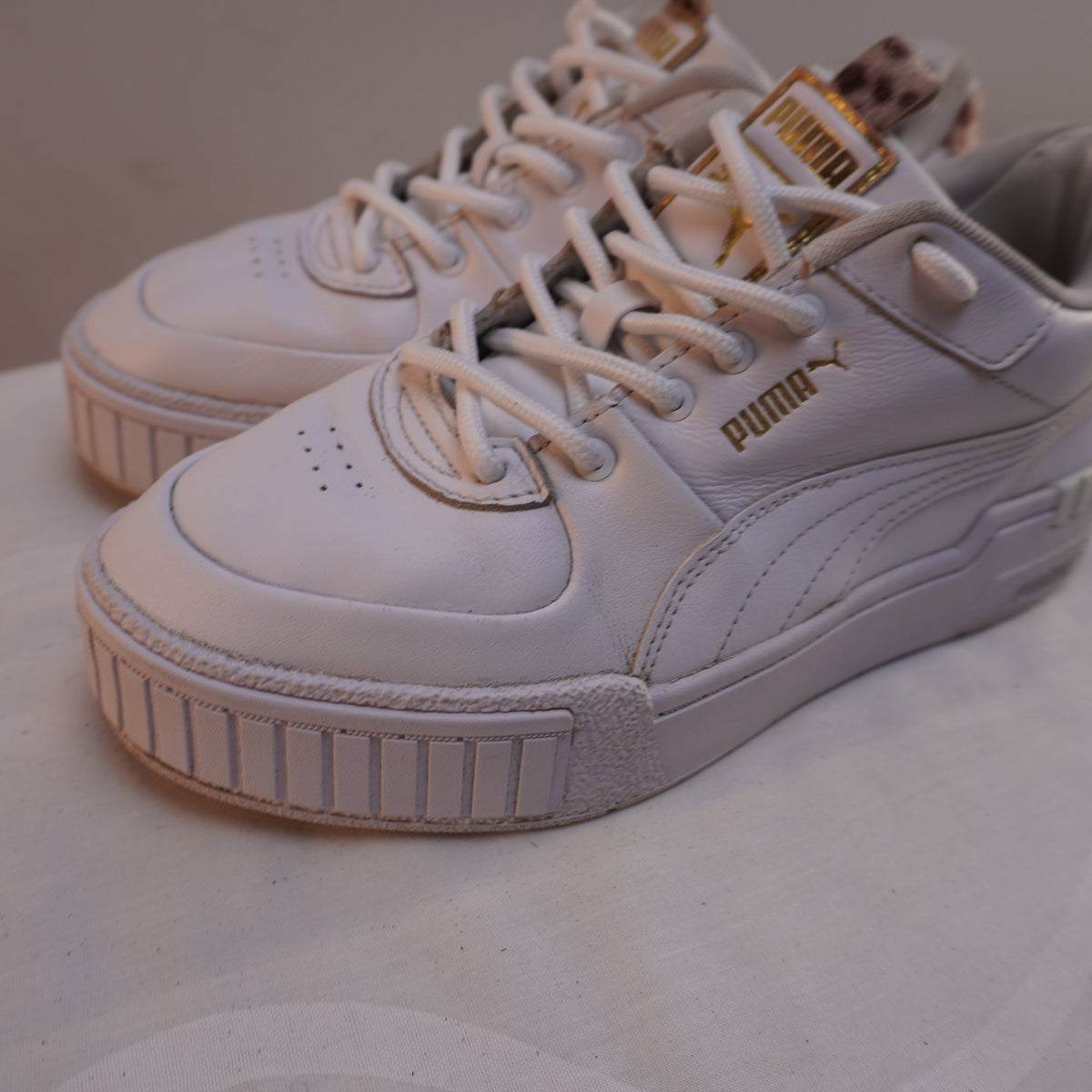 Zapatillas Puma para Mujer Usadas - Blanco, Talla 38