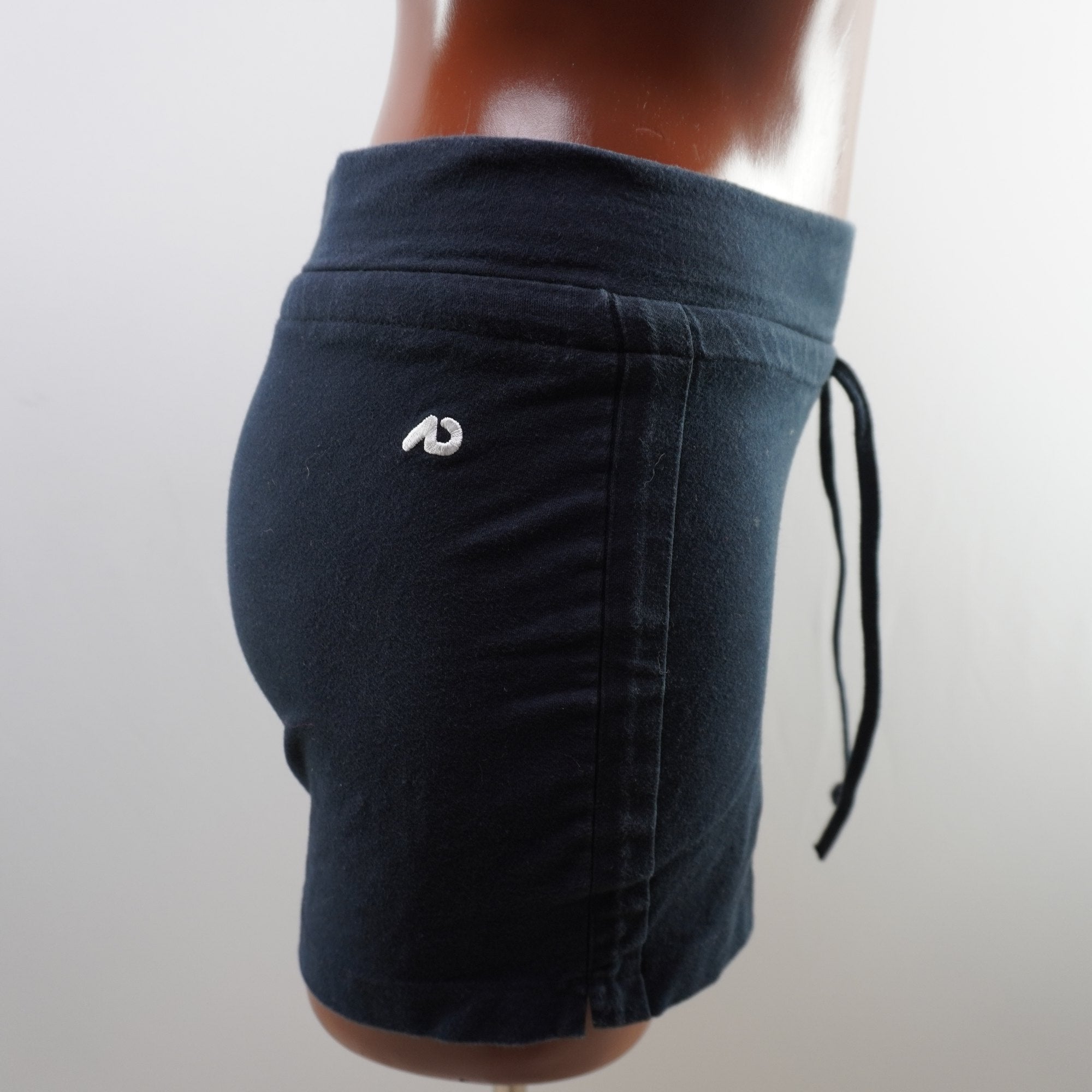 Bermudas Nike para Mujer Usadas - Negro, S