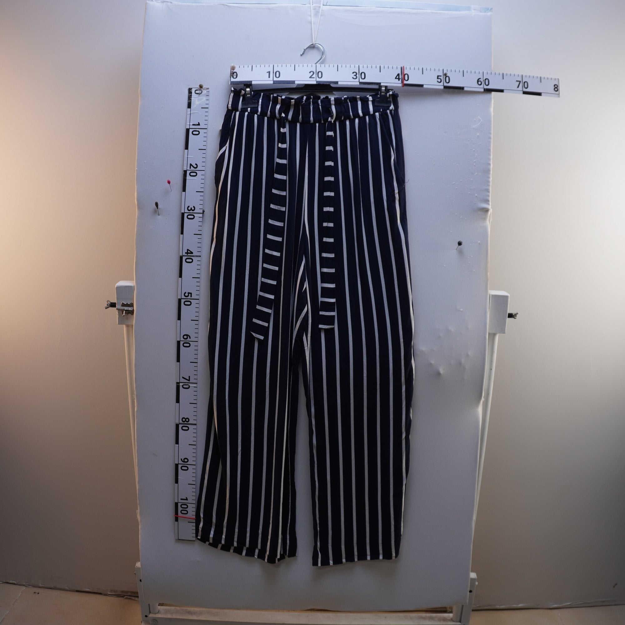 Pantalones Harén H&M para Mujer Usados - Blancos, XXL