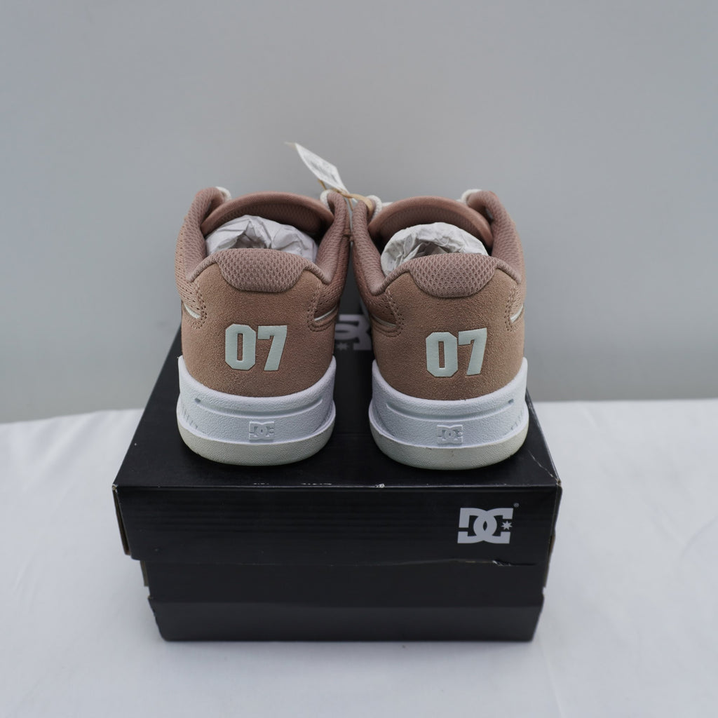 Zapatillas DC Shoes para Mujer Usadas - Beige, Talla 36
