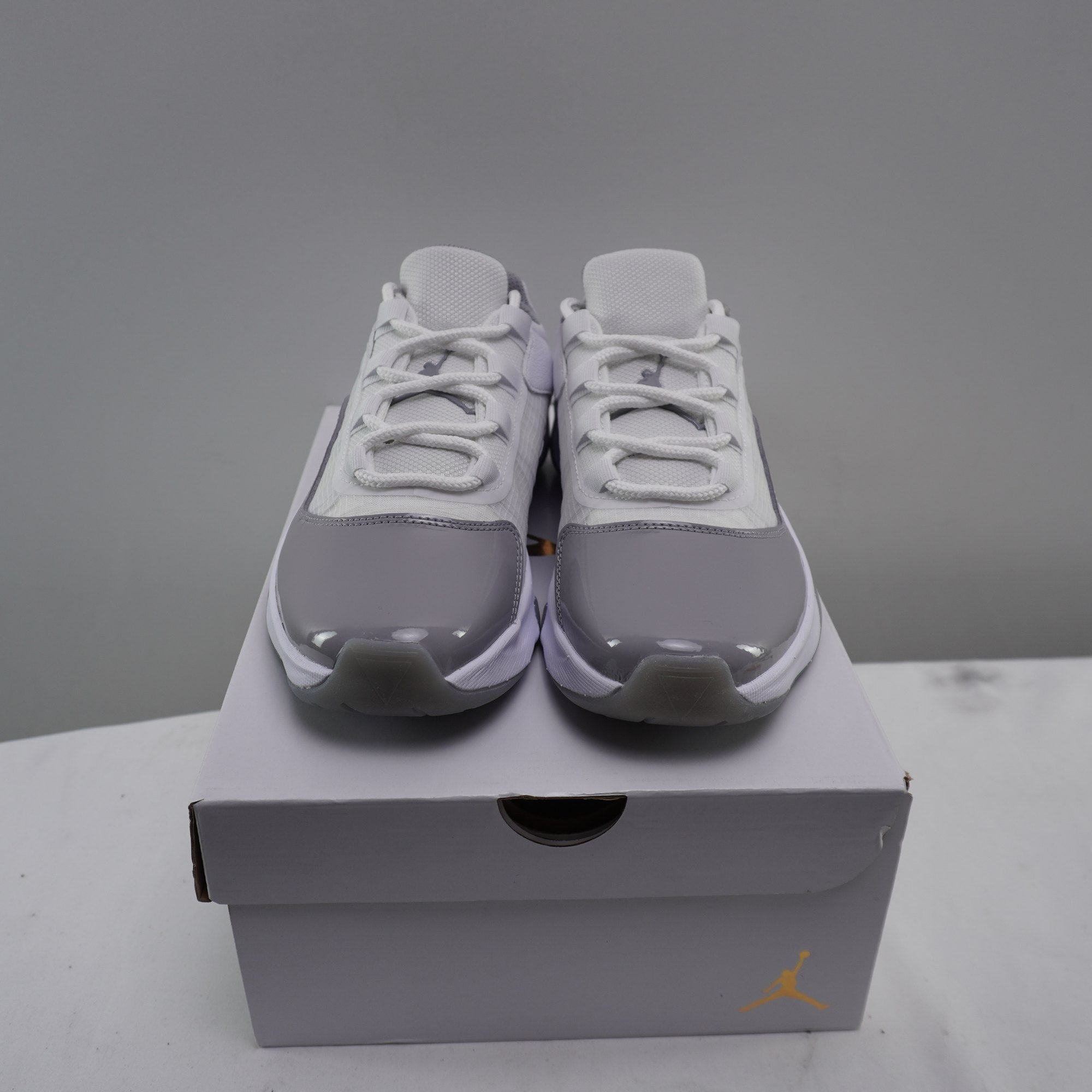 Zapatillas Jordan para Hombre Usadas - Blancas, Talla 38