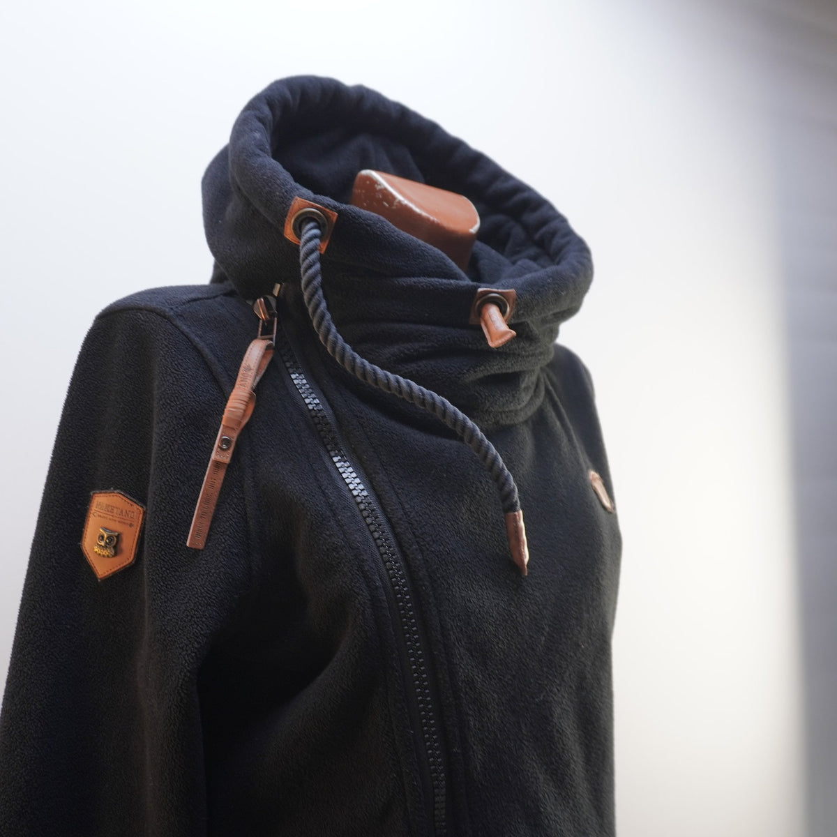 Sudadera con Capucha Naketano para Mujer Usada - Negra, XL