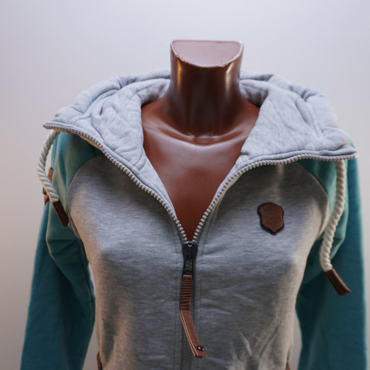 Sudadera con Capucha Naketano para Mujer Usada - Gris, M