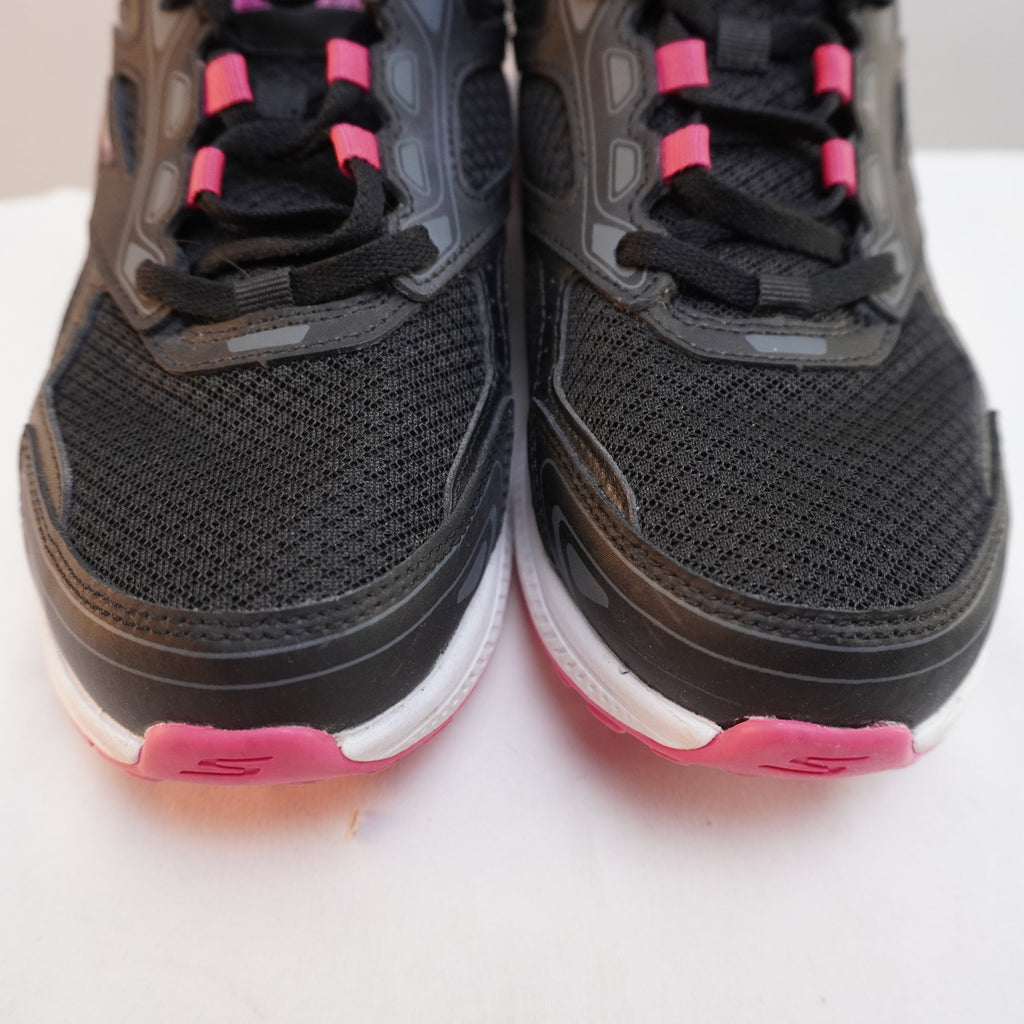 Zapatillas Skechers para Mujer Usadas - Negro, Talla 39