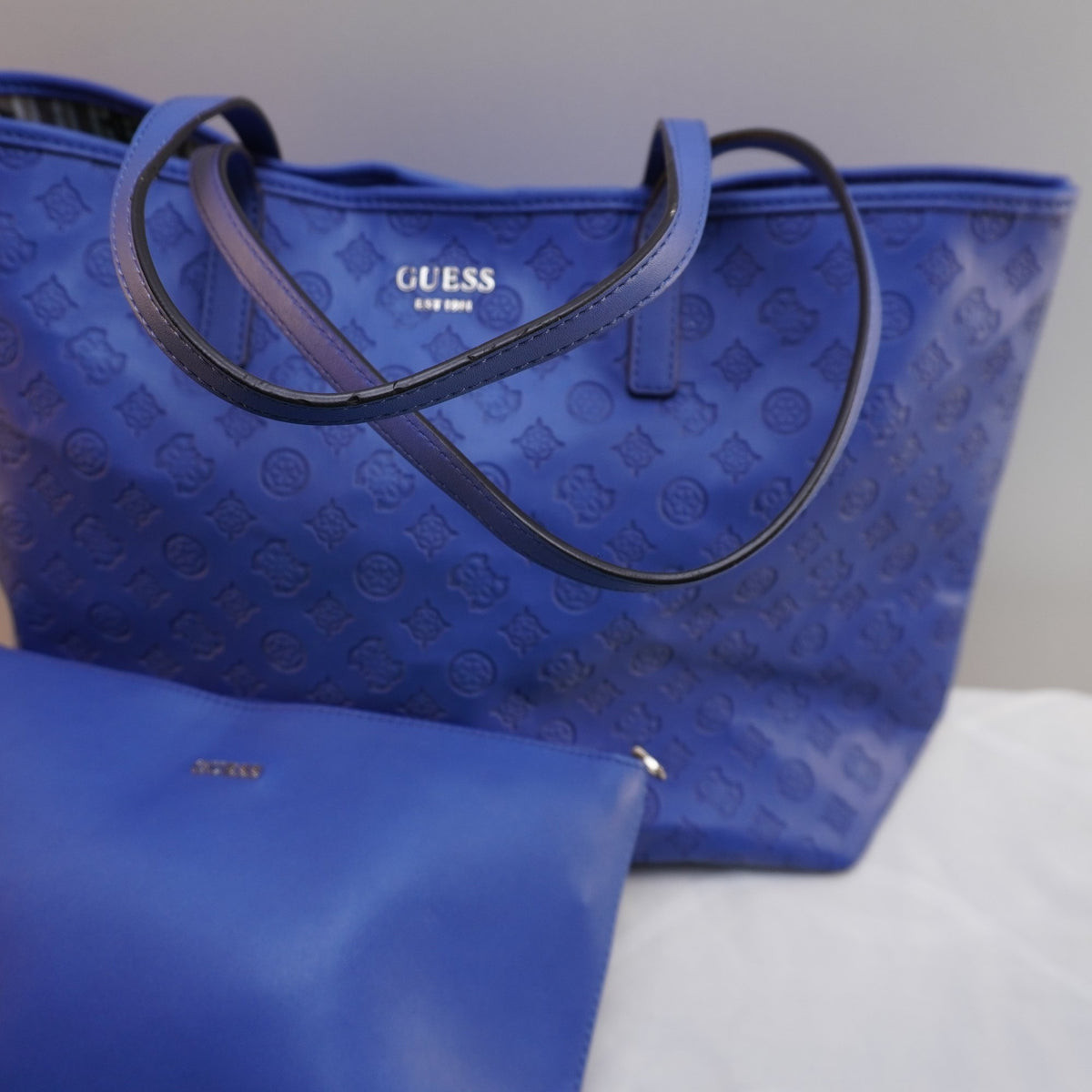 Bolso Baguette Guess para Mujer Usado - Azul, Muy Buen Estado