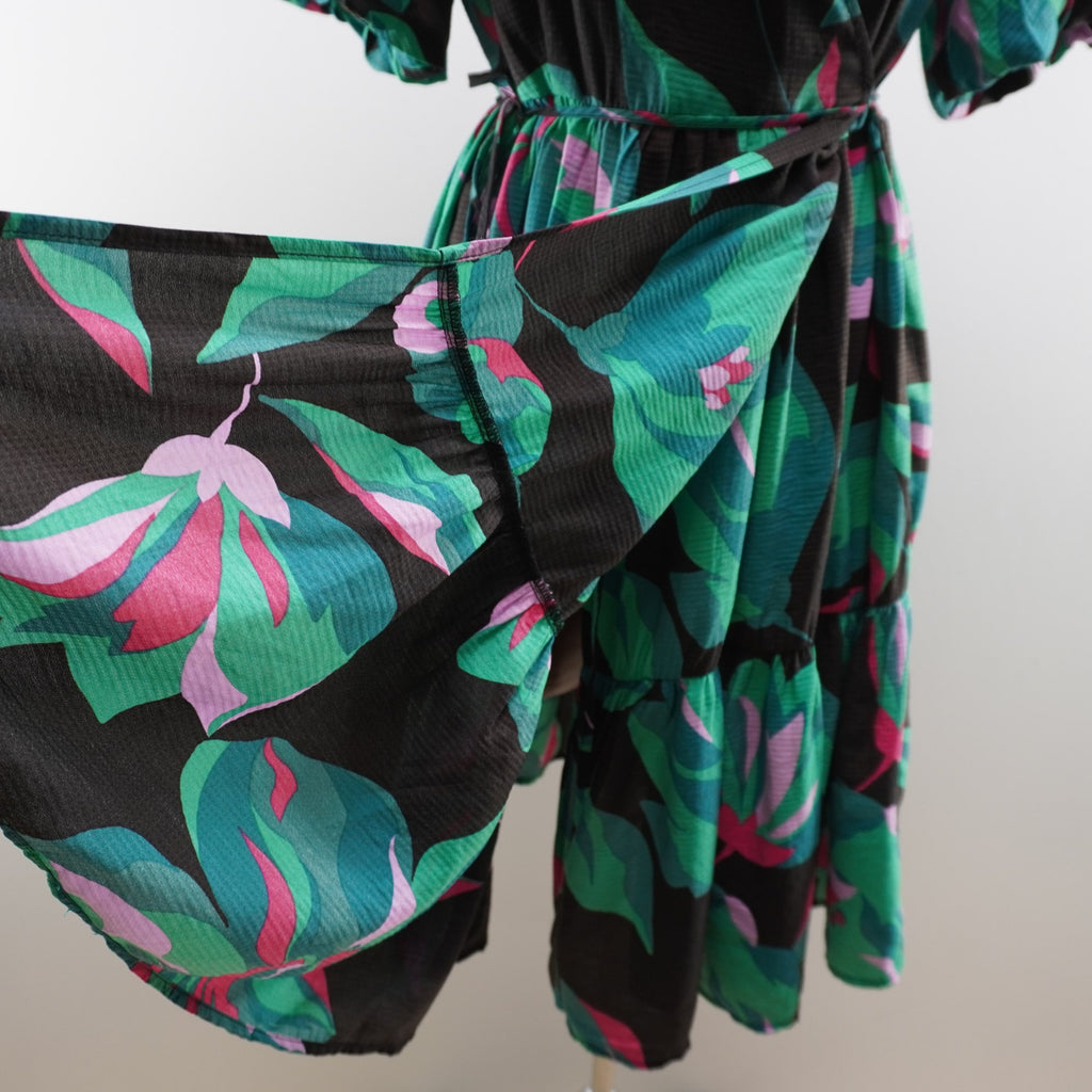 Vestido YAS para Mujer Usado - Multicolor, Grande (L)
