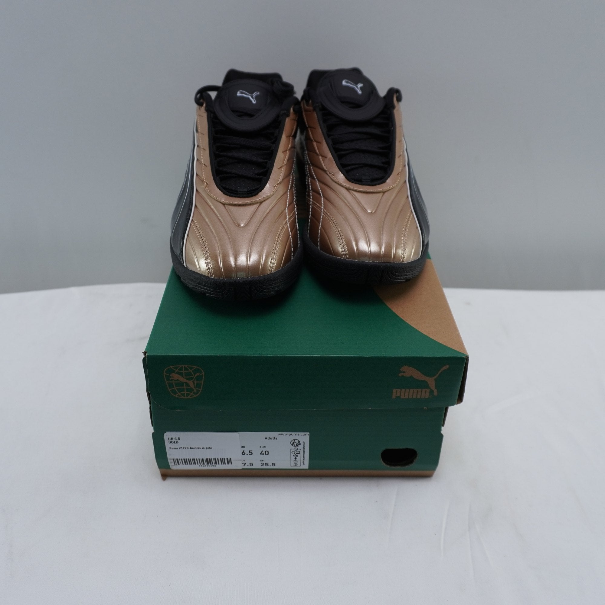 Zapatillas Puma para Hombre Usadas - Dorado, Talla 40
