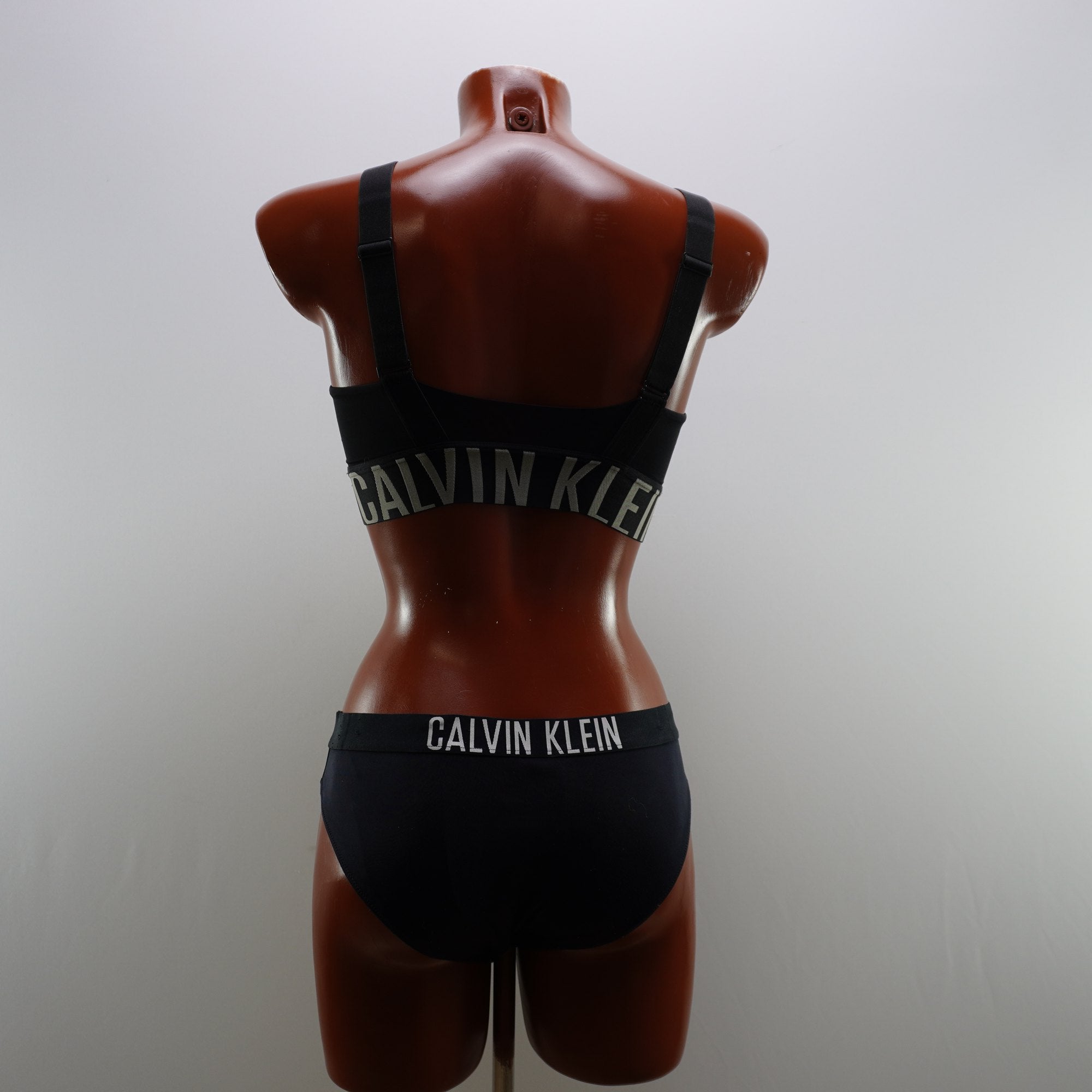 Vestido de Baño Calvin Klein para Mujer Usado - Negro, S