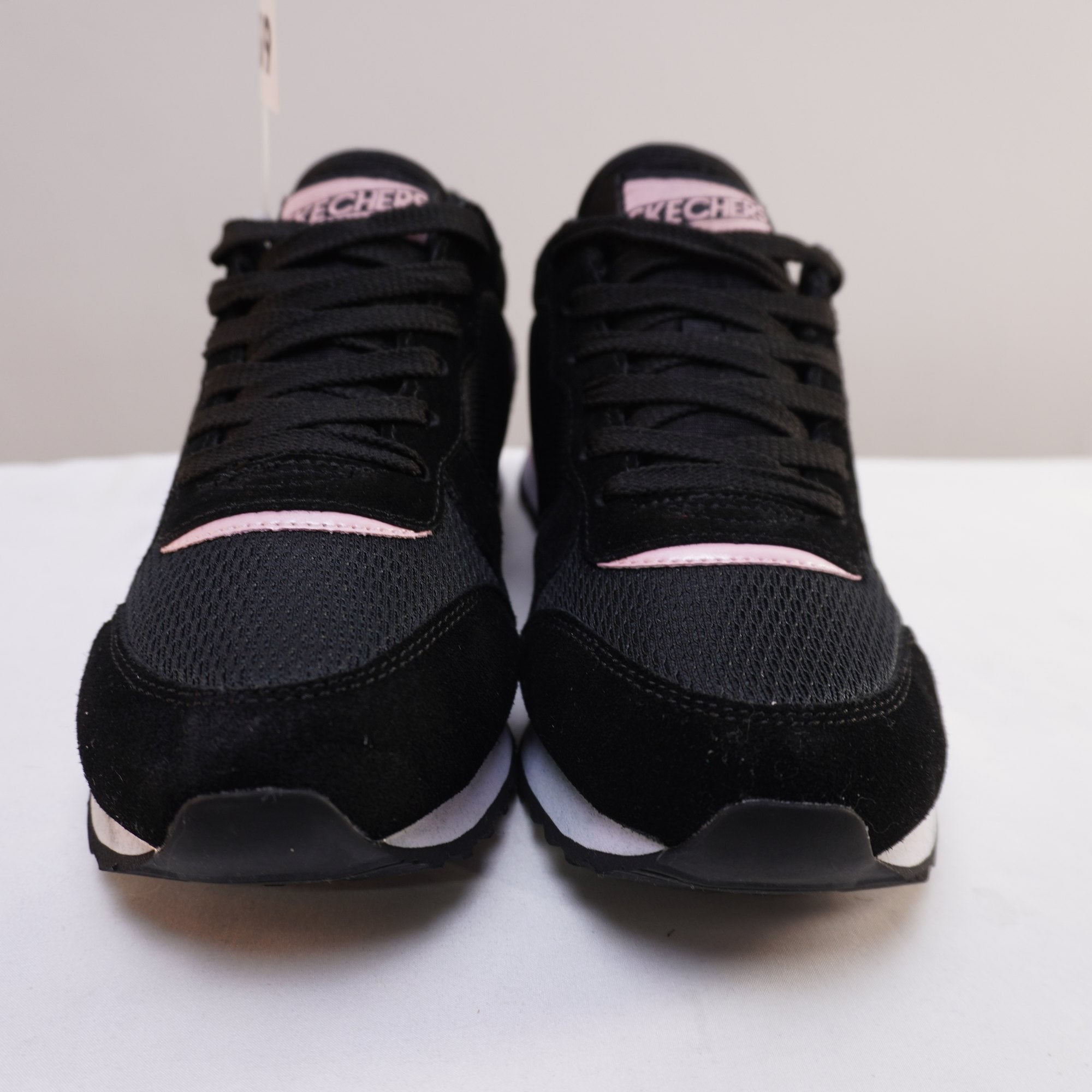 Zapatillas Skechers para Mujer Nuevas - Negros, Talla 39
