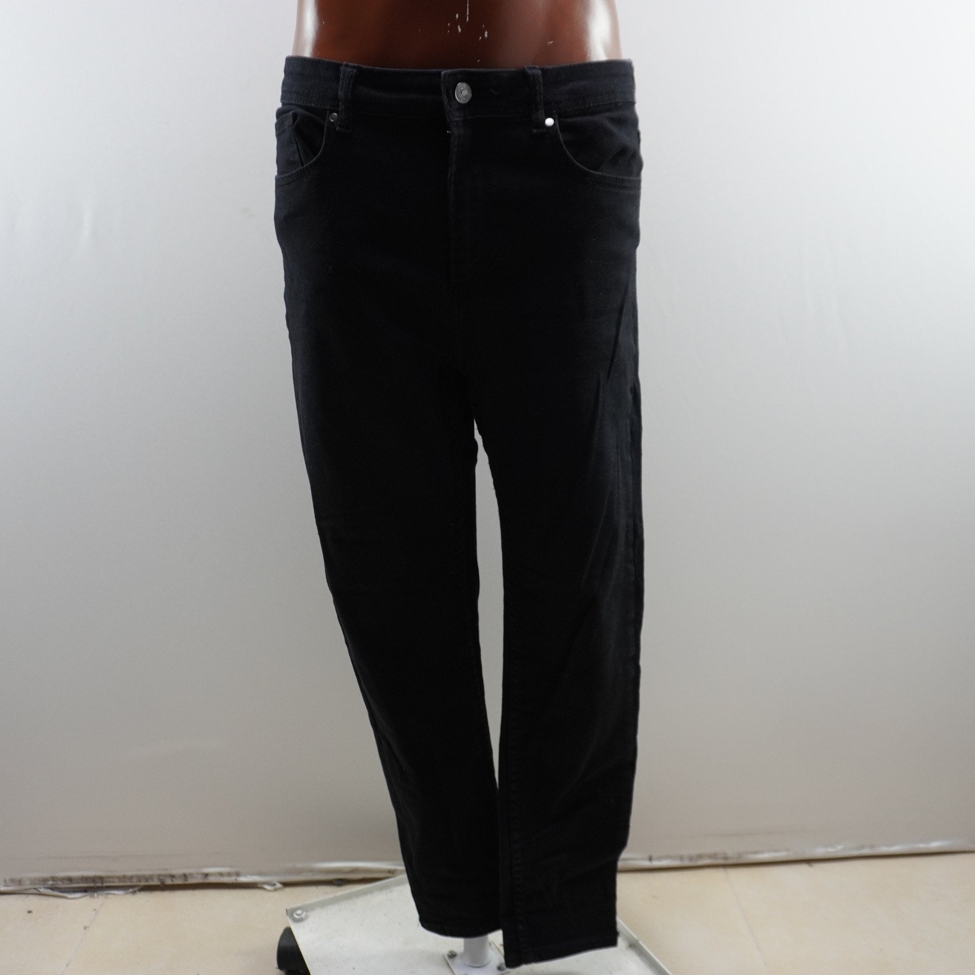 Vaqueros Zara para Hombre - Negro, L, Usados en Muy Buen Estado