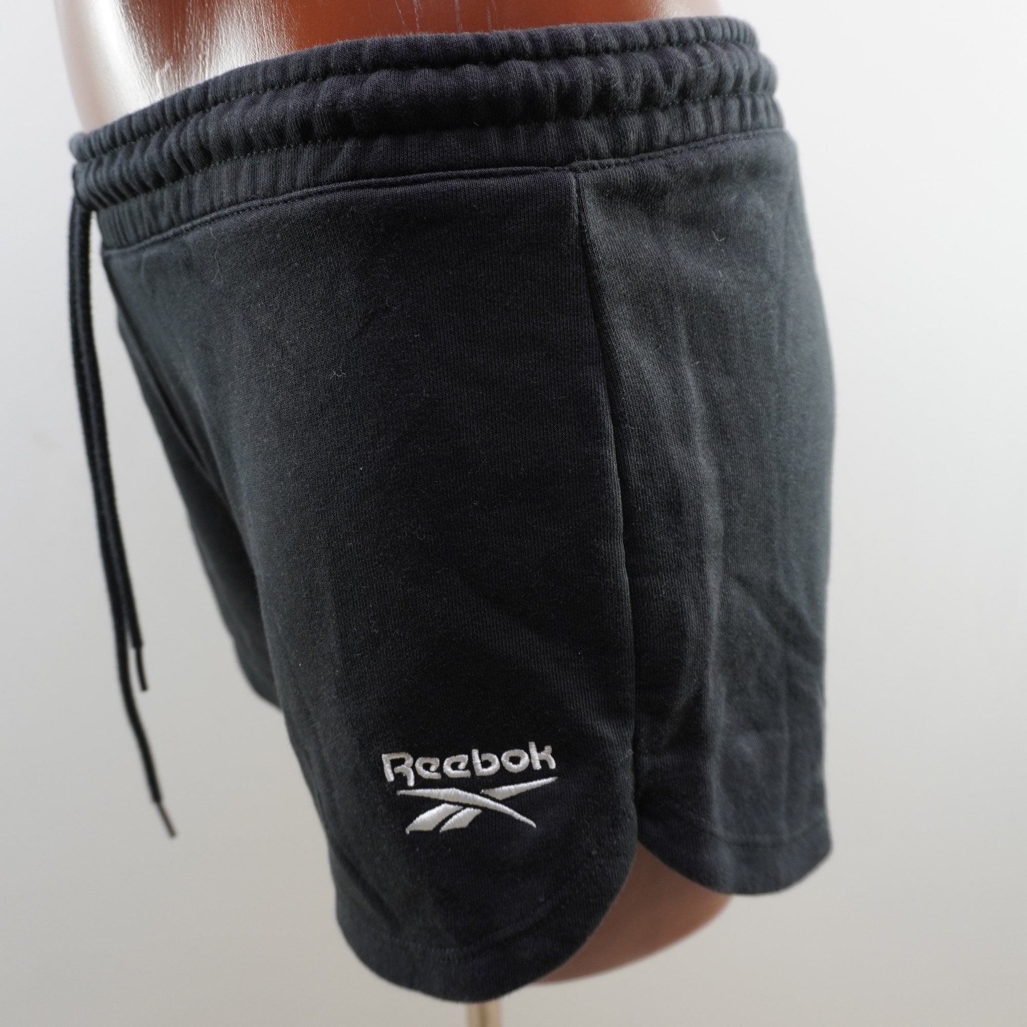 Pantalones Cortos Reebok para Mujer Usados - Negro, M