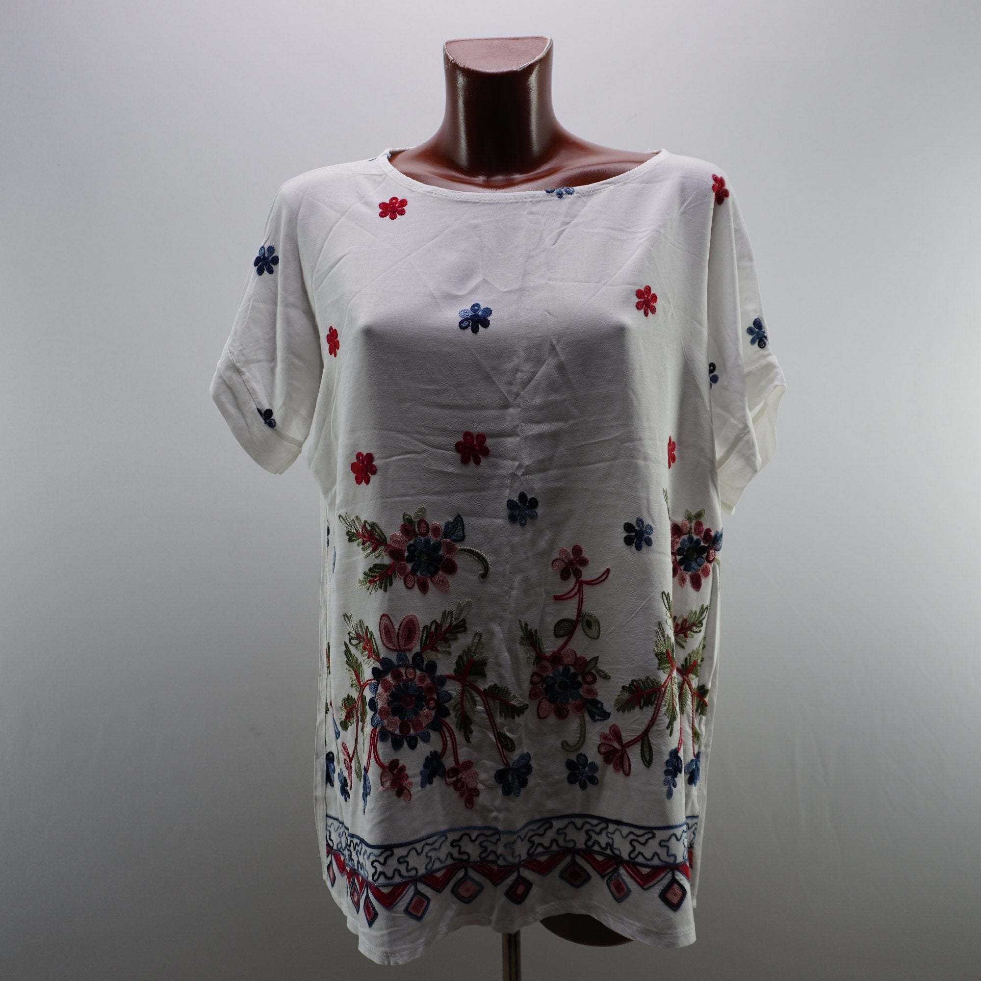 Camiseta de Manga Corta Italian Style para Mujer - Blanco, L, Usada en Muy Buen Estado
