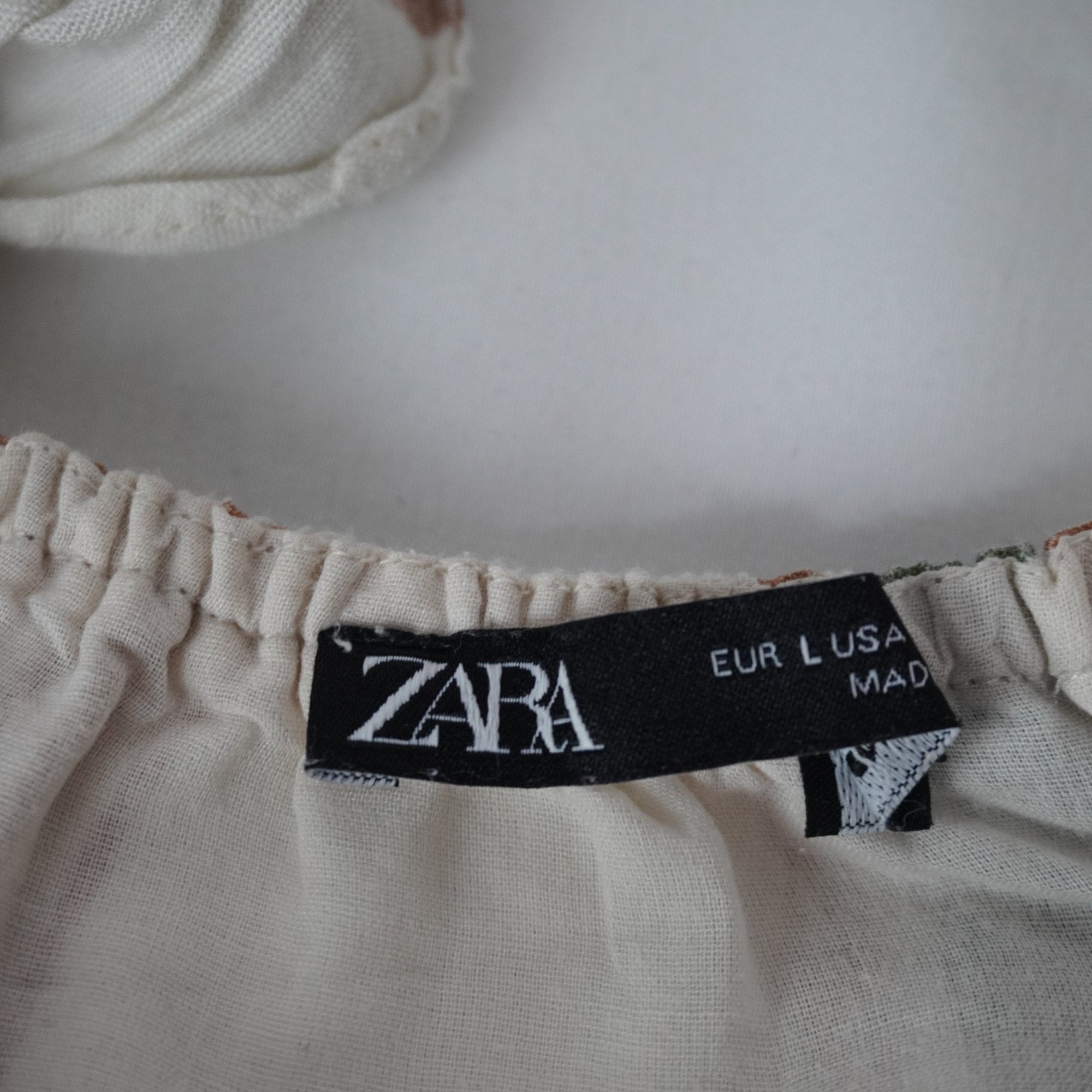 Vestido Zara para Mujer Usado - Beige, L