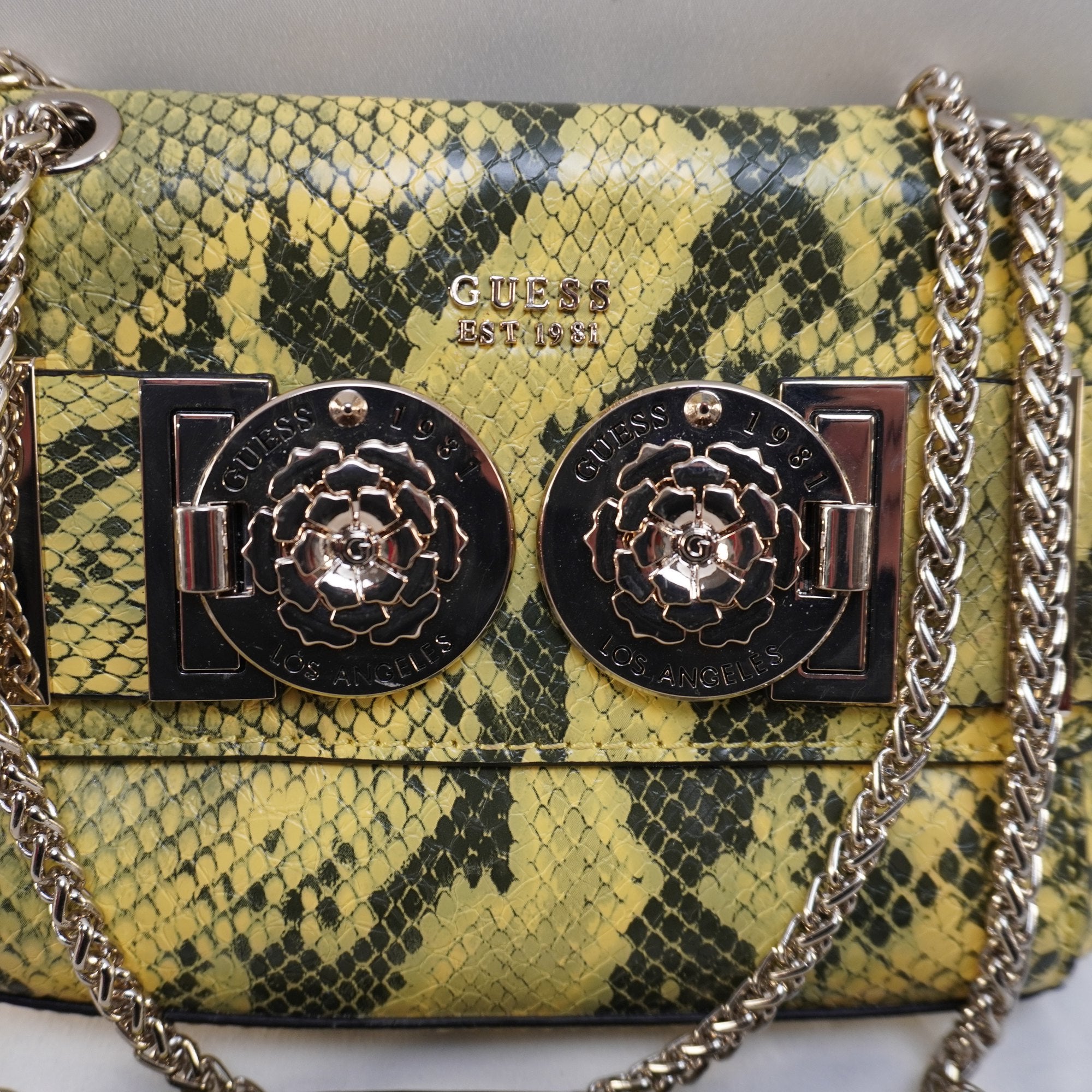 Bolso Baguette Guess para Mujeres Nuevos - Amarillo