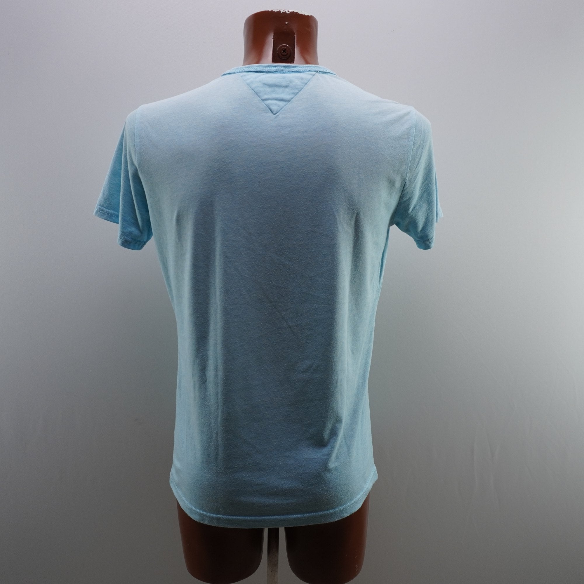 Camiseta de Manga Corta para Hombre - Algodón, Mediano, Usada en Muy Buen Estado