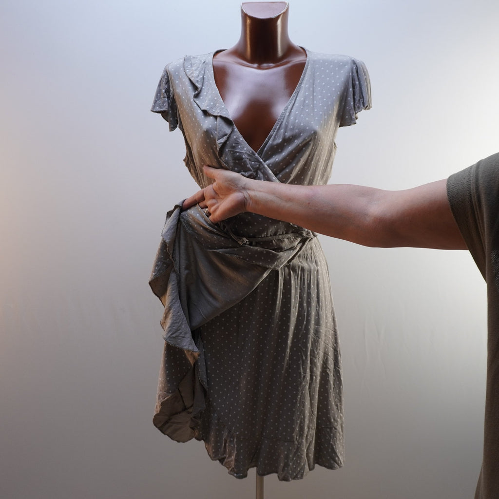 Vestido Italian Style para Mujer Usado - Gris, M