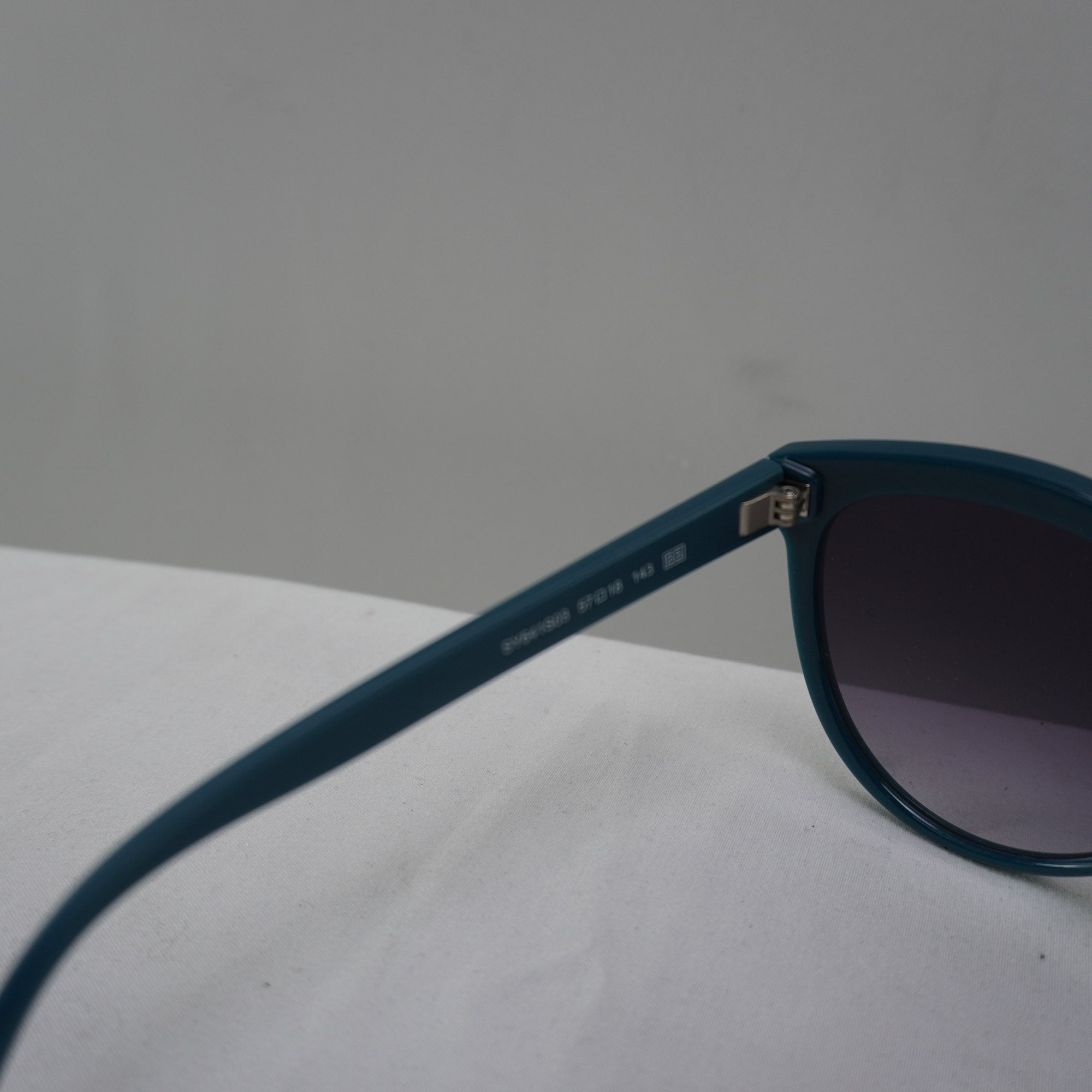 Gafas de Sol Sisley para Mujer Usadas - Verde, Muy Buen Estado