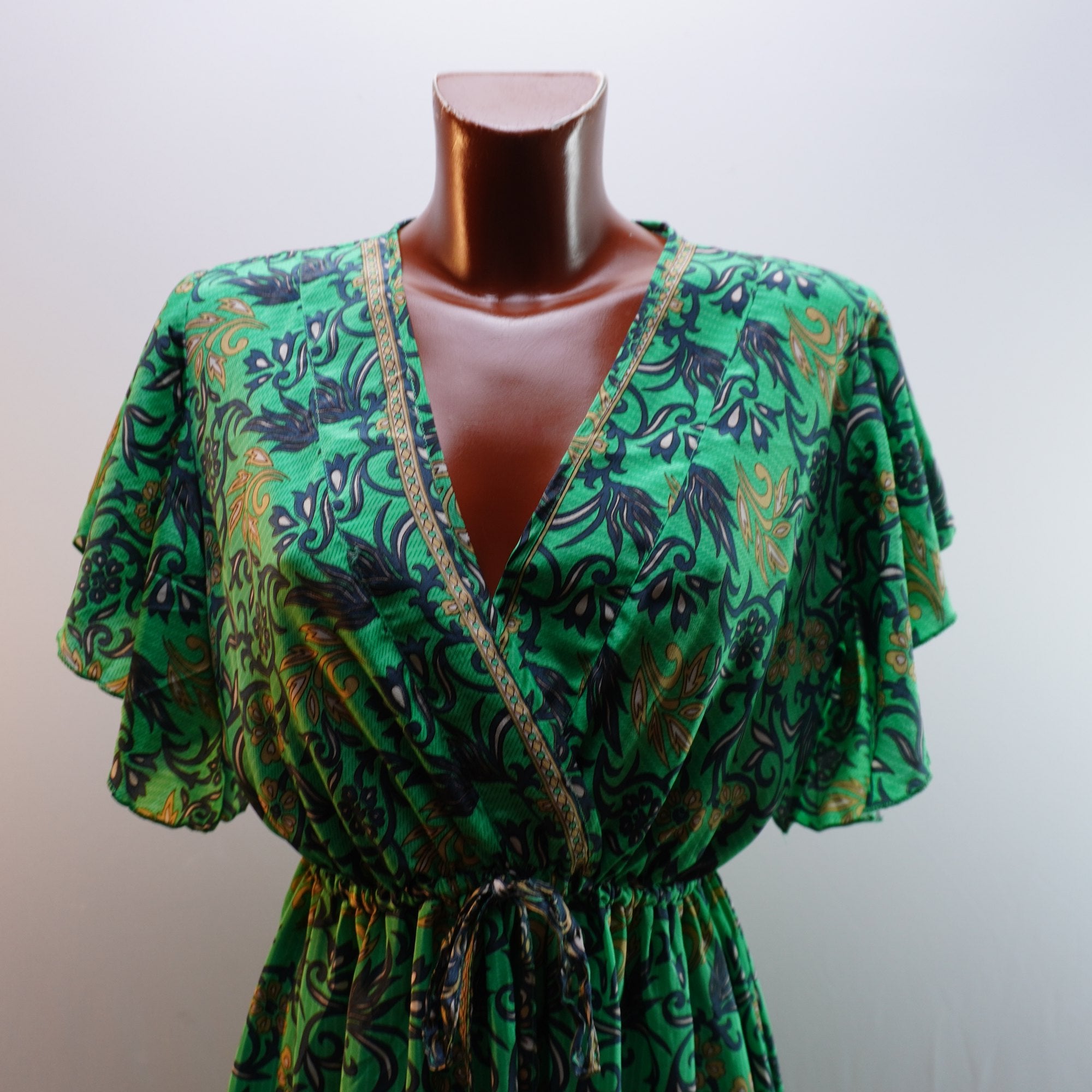 Vestido Corte Hinde para Mujer Usado - Verde, XL