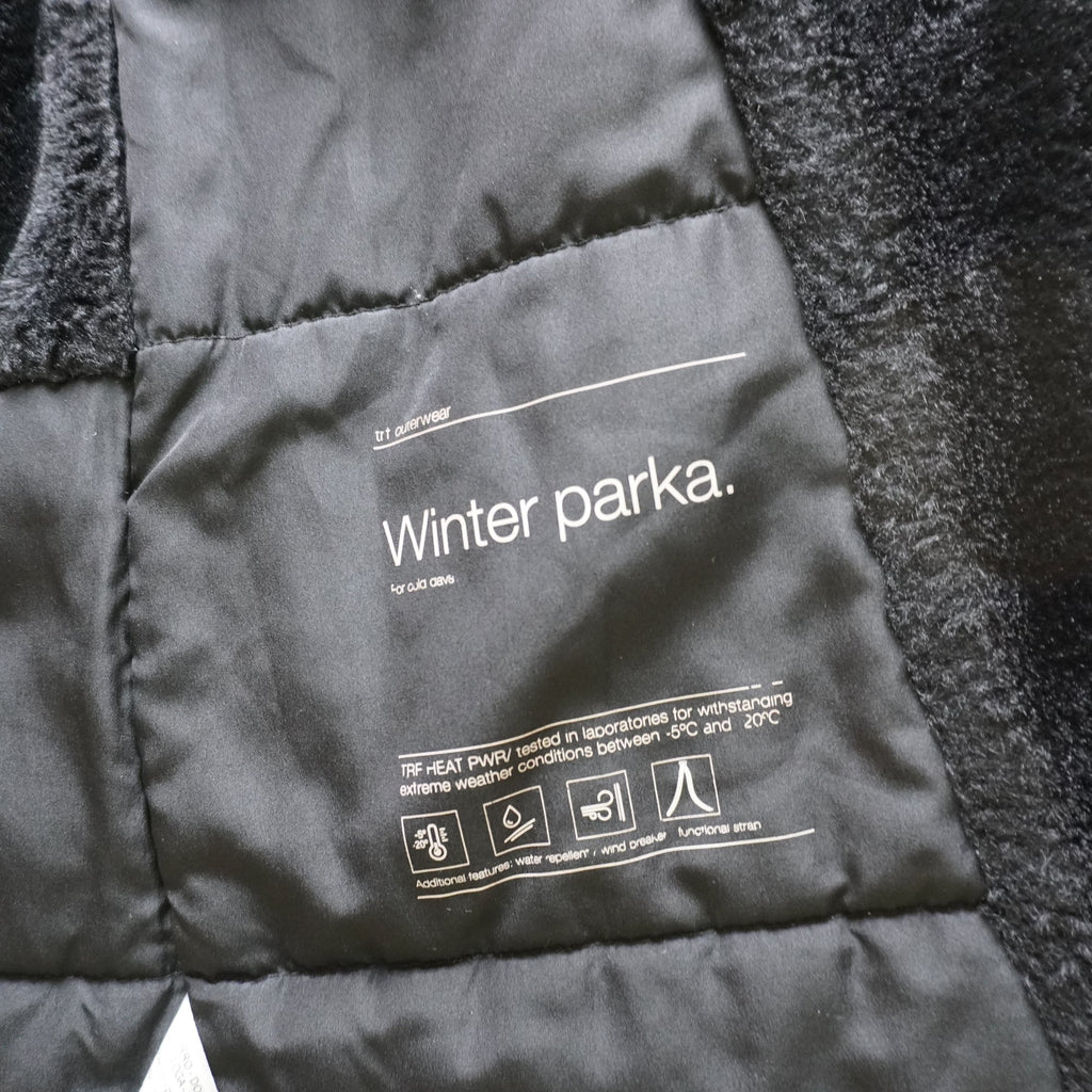 Parka Zara para Mujer Usada - Negra, XS