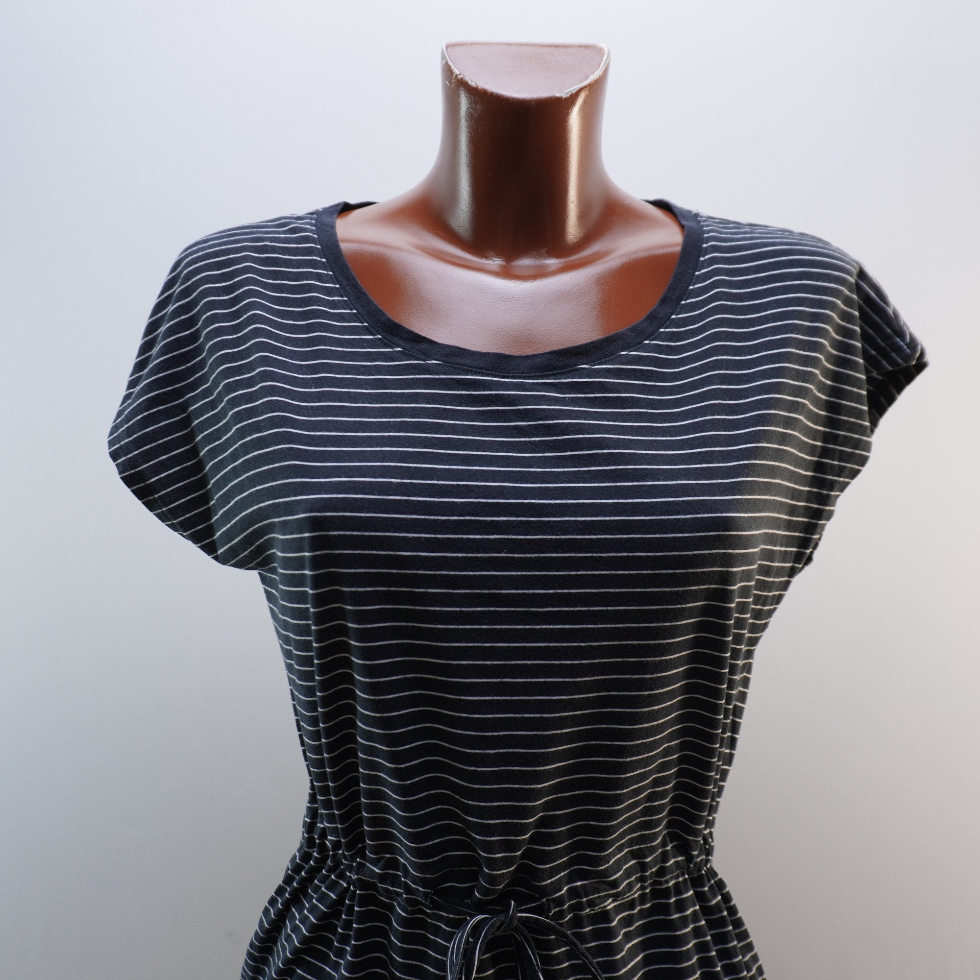 Vestido Vero Moda para Mujer Usado - Gris, M