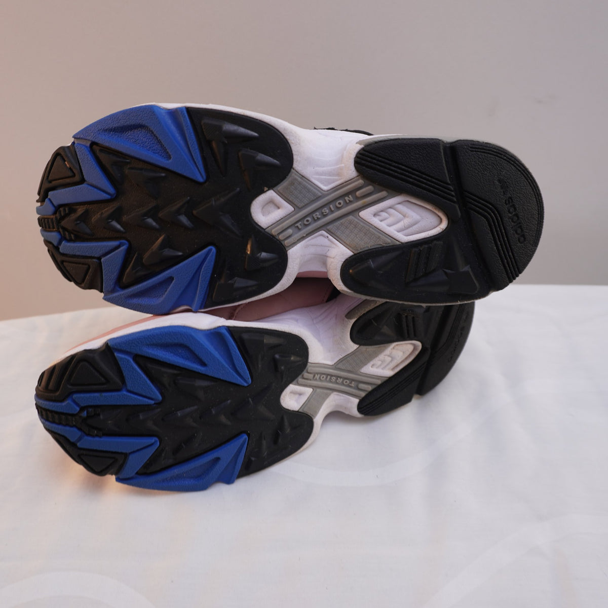 Zapatillas Adidas para Mujer Usadas - Multicolor, Talla 40