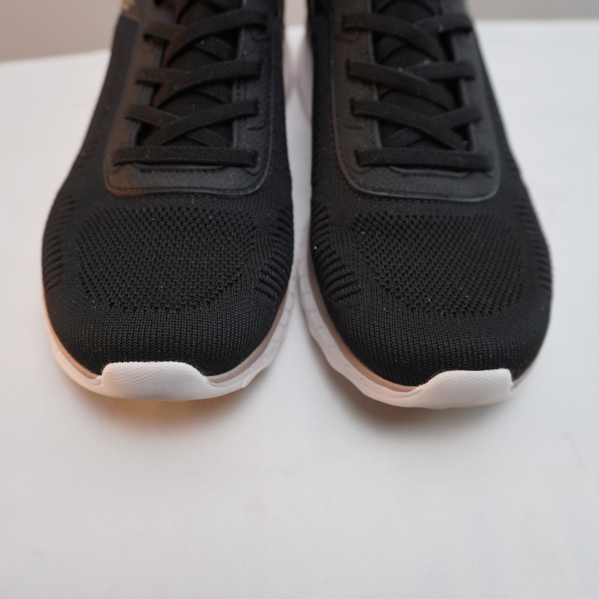 Zapatillas Puma para Mujer Usadas - Negro, Talla 38