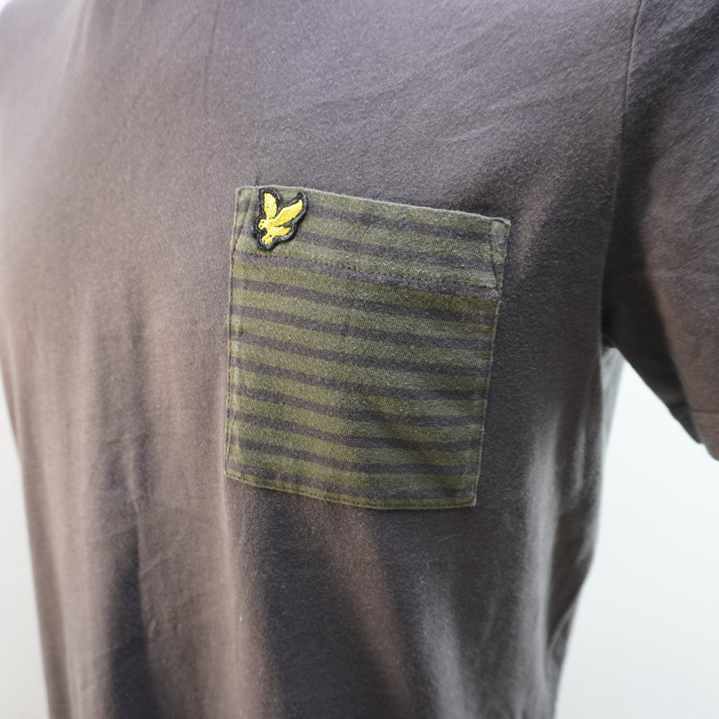Camiseta Lyle & Scott para Hombre Usada - Negra, M
