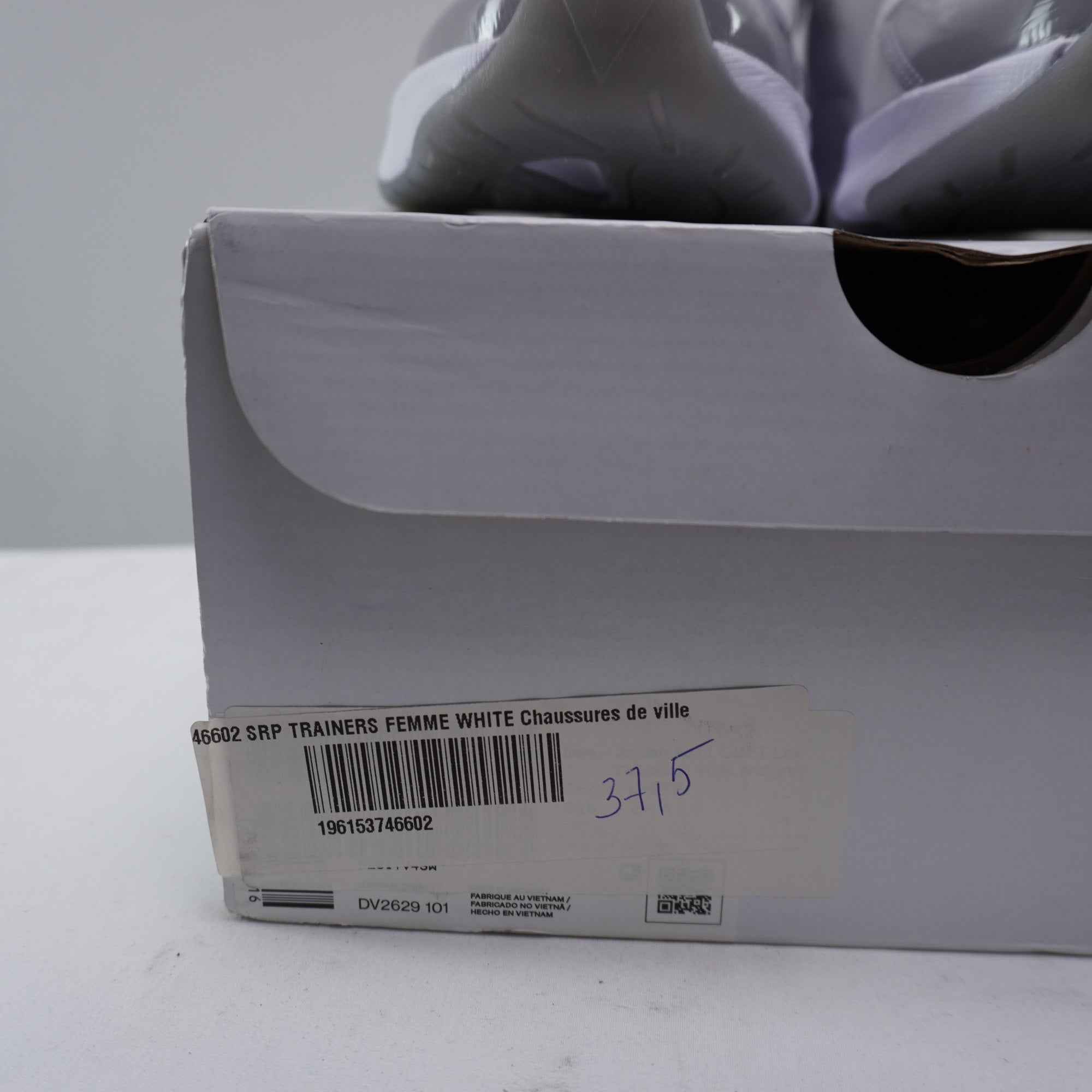 Zapatillas Jordan para Hombre Usadas - Blancas, Talla 37.5