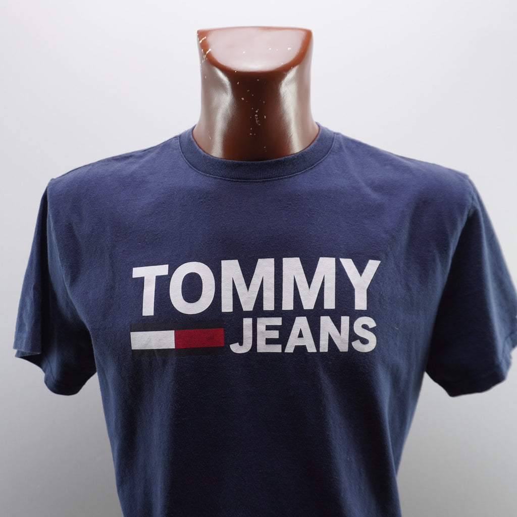 Camiseta de Manga Corta Tommy Hilfiger para Hombre - Azul Marino, Mediano (M), Usada en Muy Buen Estado