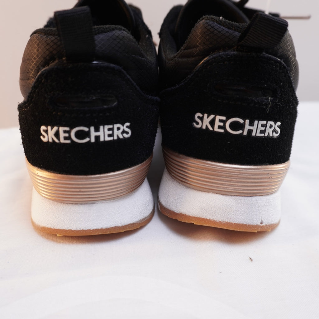 Zapatillas Skechers para Mujer Usadas - Negro, 39