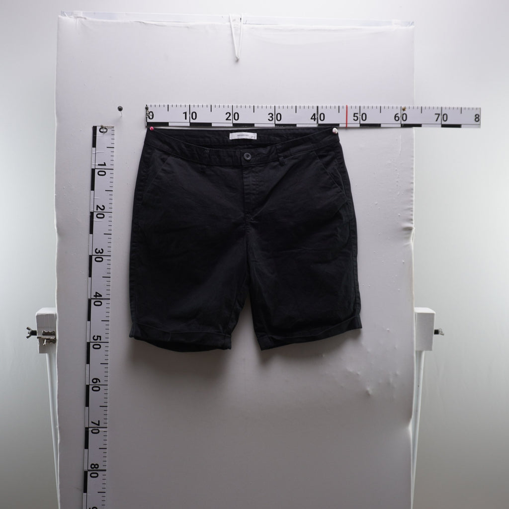 Pantalones Cortos Vaqueros Reserved para Mujer Usados - Negro, XL