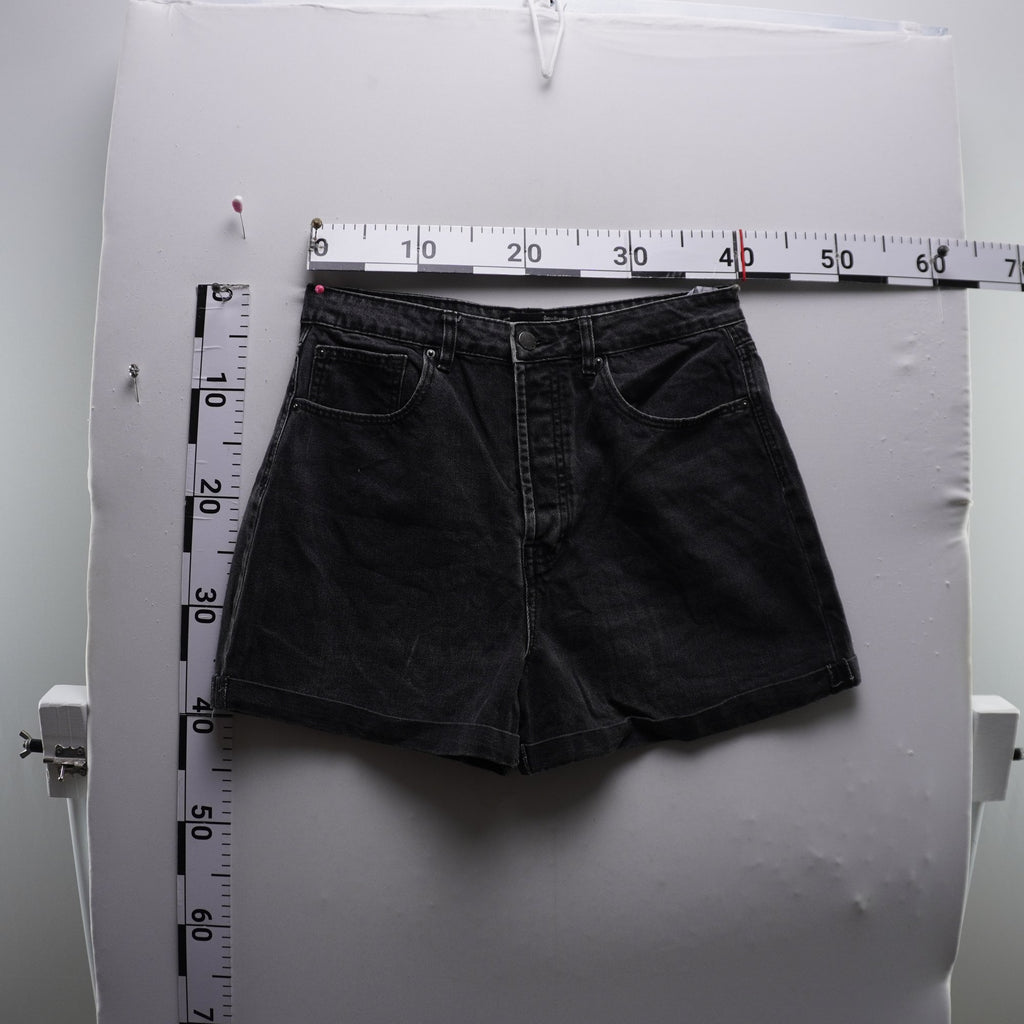 Pantalones Cortos Vaqueros Stradivarius para Mujer Usados - Negros, XL