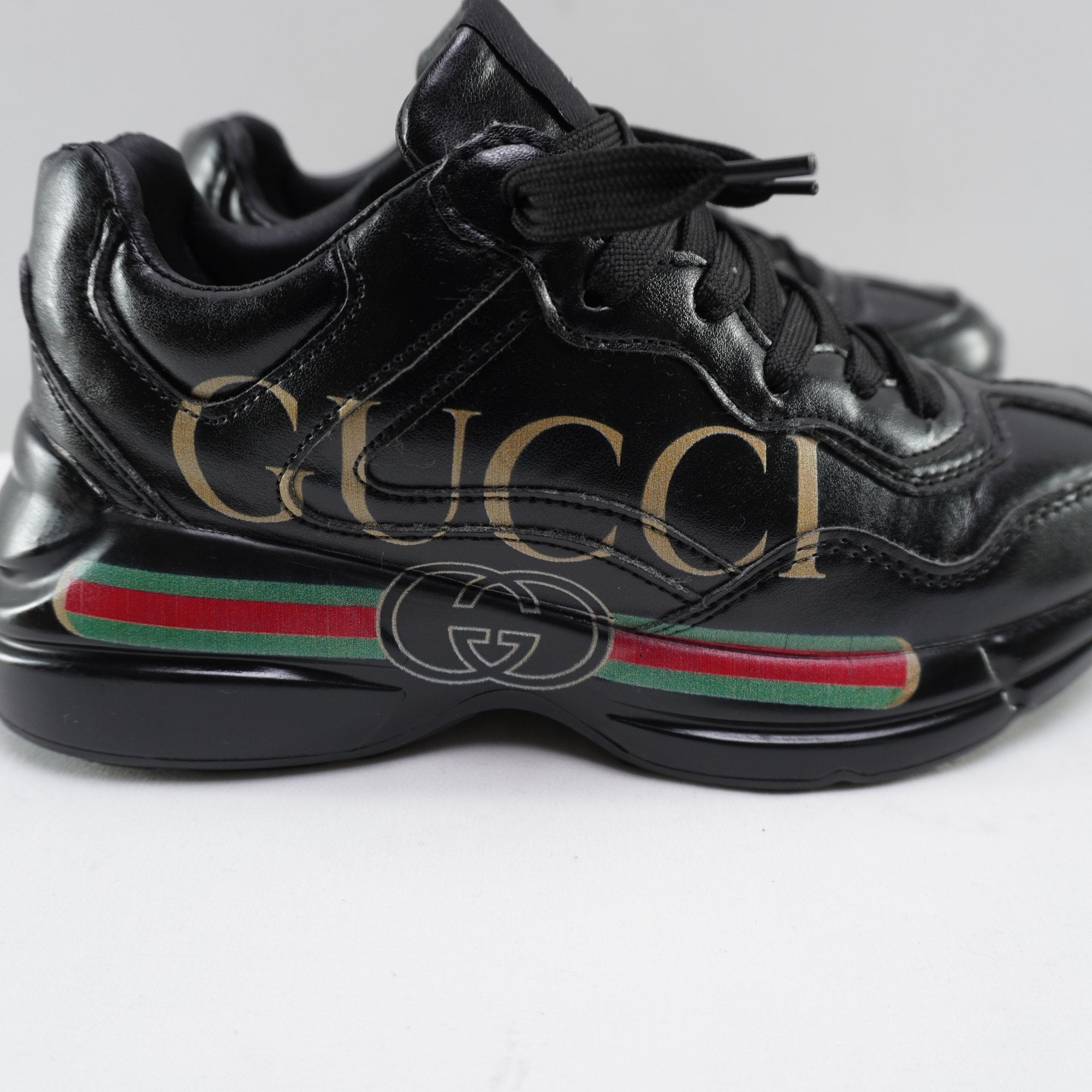 Zapatillas Gucci para Mujer Usadas - Negro, Talla 38