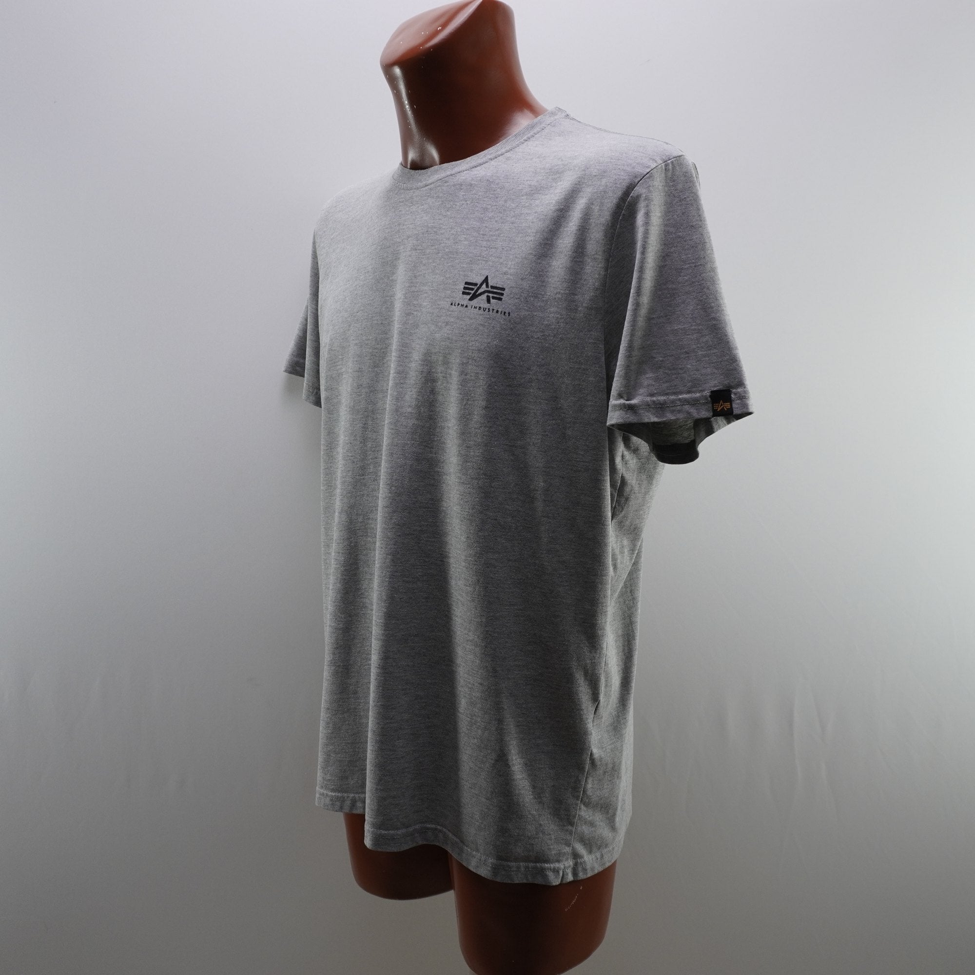 Camiseta de Manga Corta Alpha Industries para Hombre - Gris, XL, Usada en Muy Buen Estado