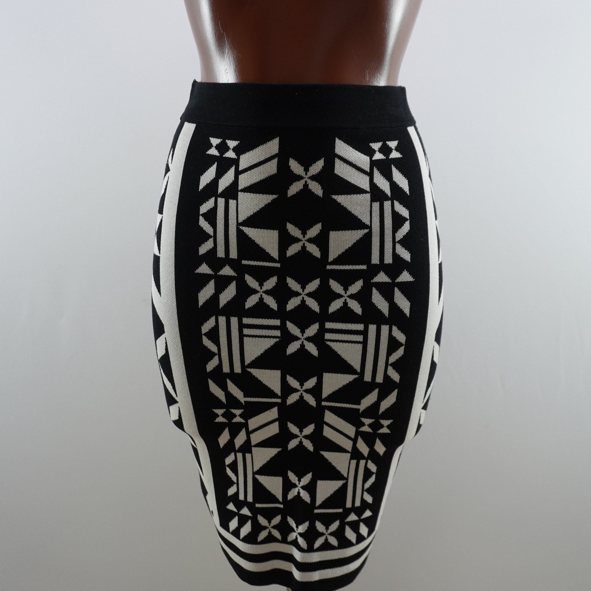 Falda H&M para Mujer Usada - Negra, XS
