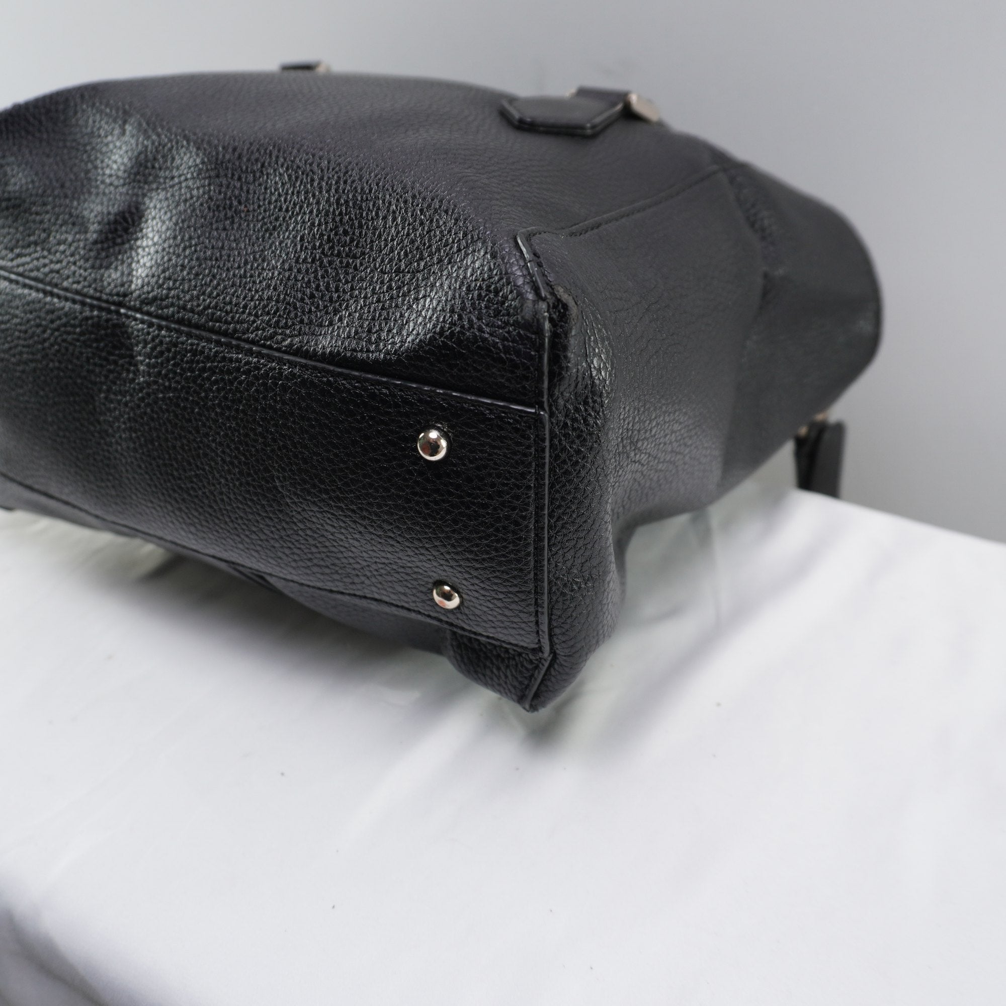 Bolso Baguette Guess para Mujeres Usado - Muy Buen Estado