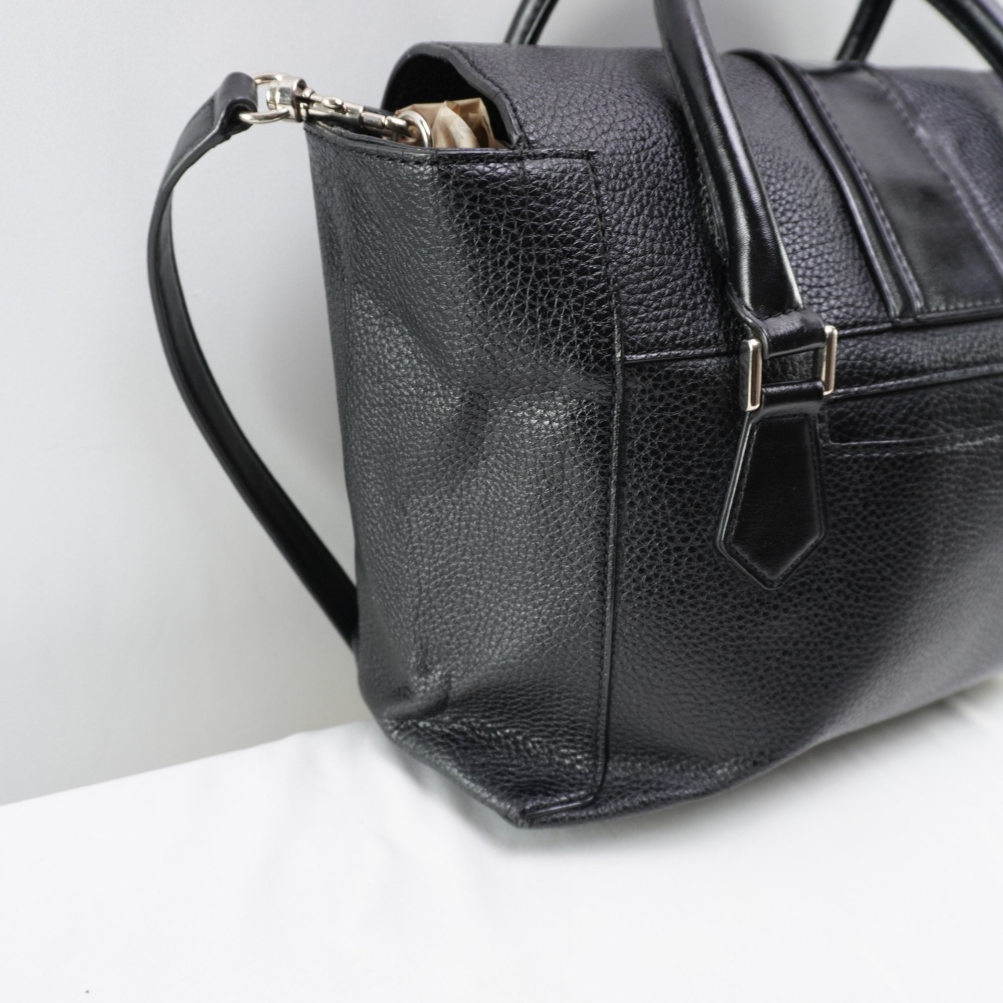 Bolso Baguette Guess para Mujeres Usado - Muy Buen Estado