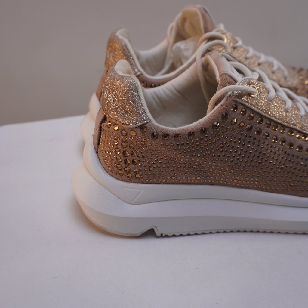 Zapatillas Guess para Mujer Usadas - Dorado, Talla 39