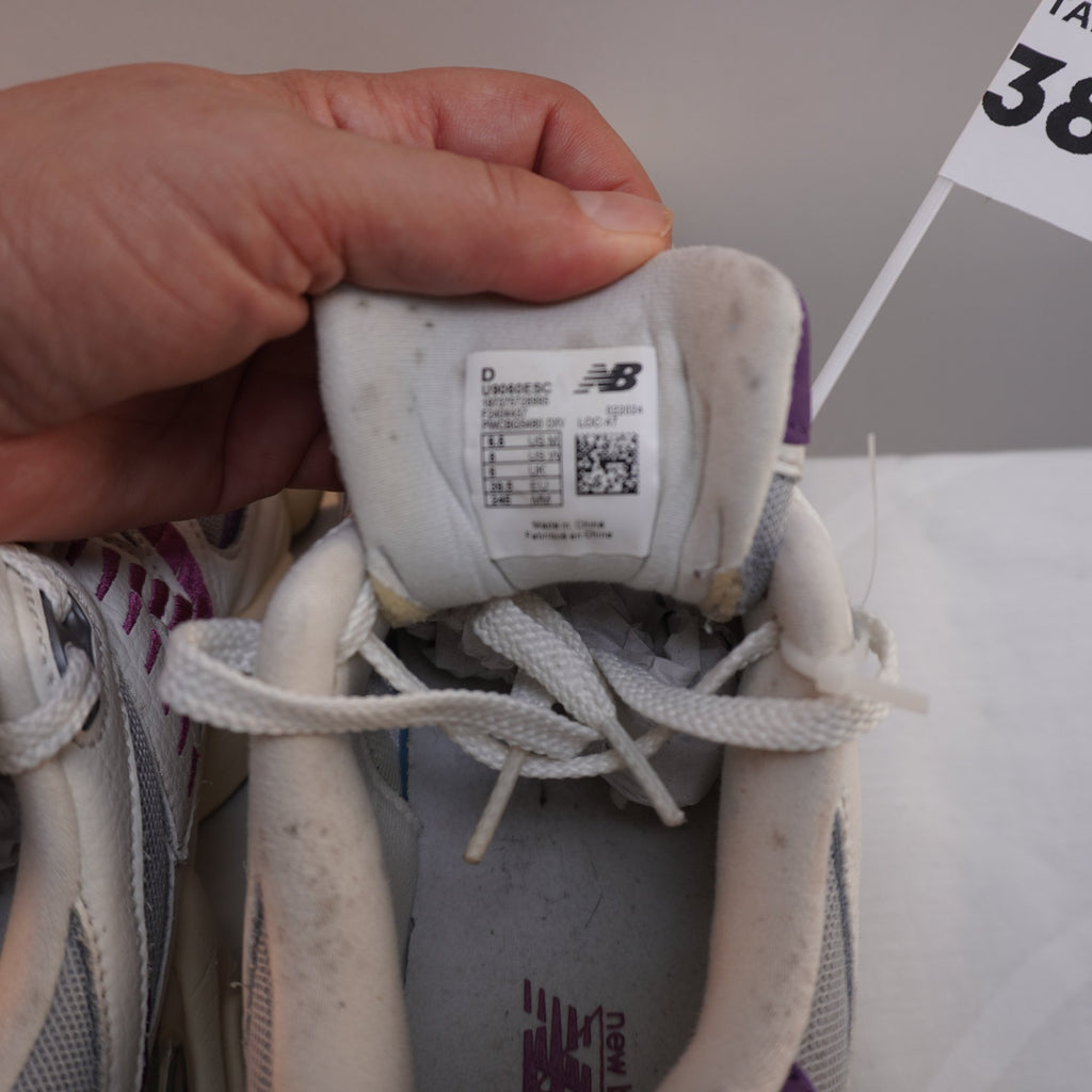 Zapatillas New Balance para Mujer Usadas - Blancas, Talla 38.5