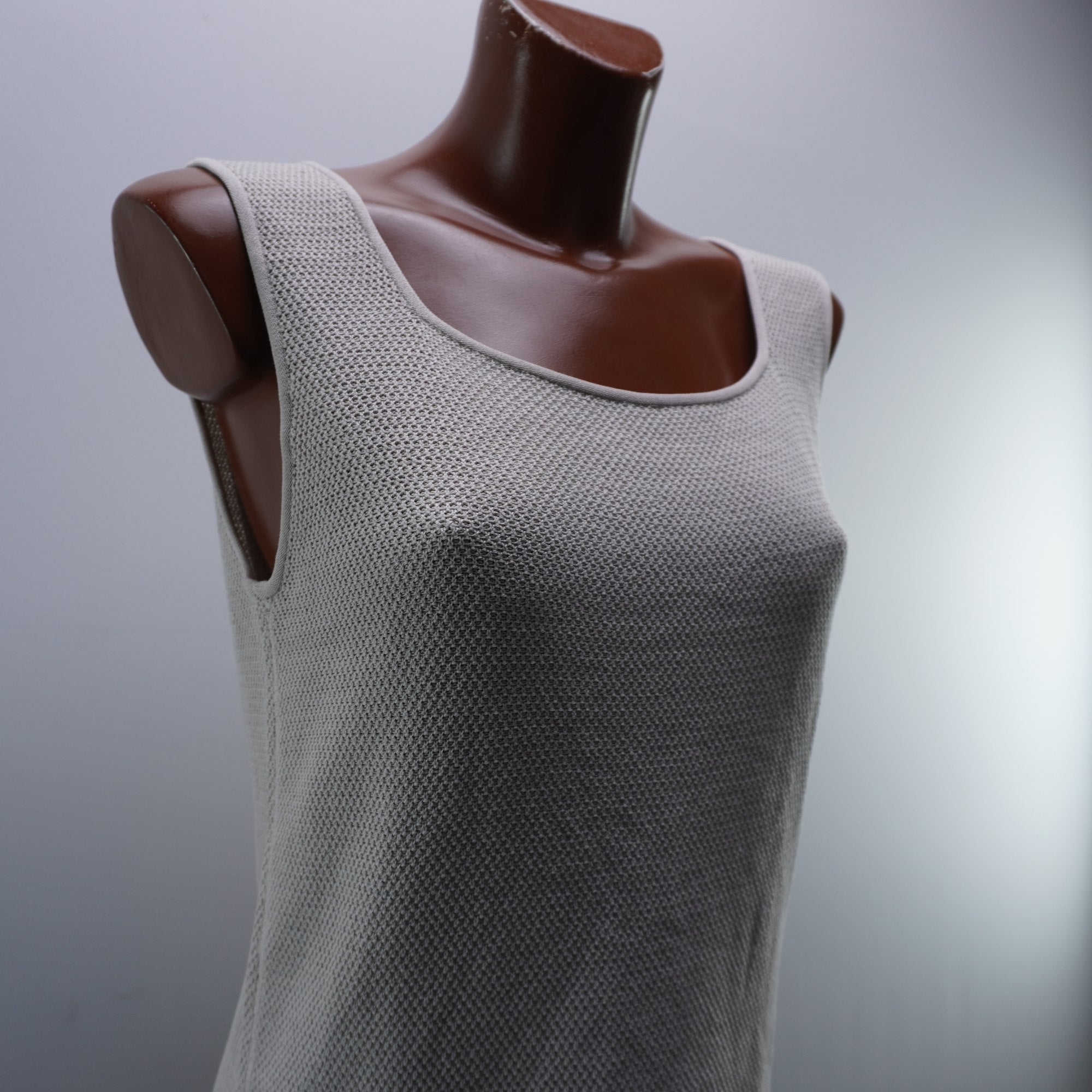 Camiseta de Manga Corta Armani para Mujer Usada - Beige, L