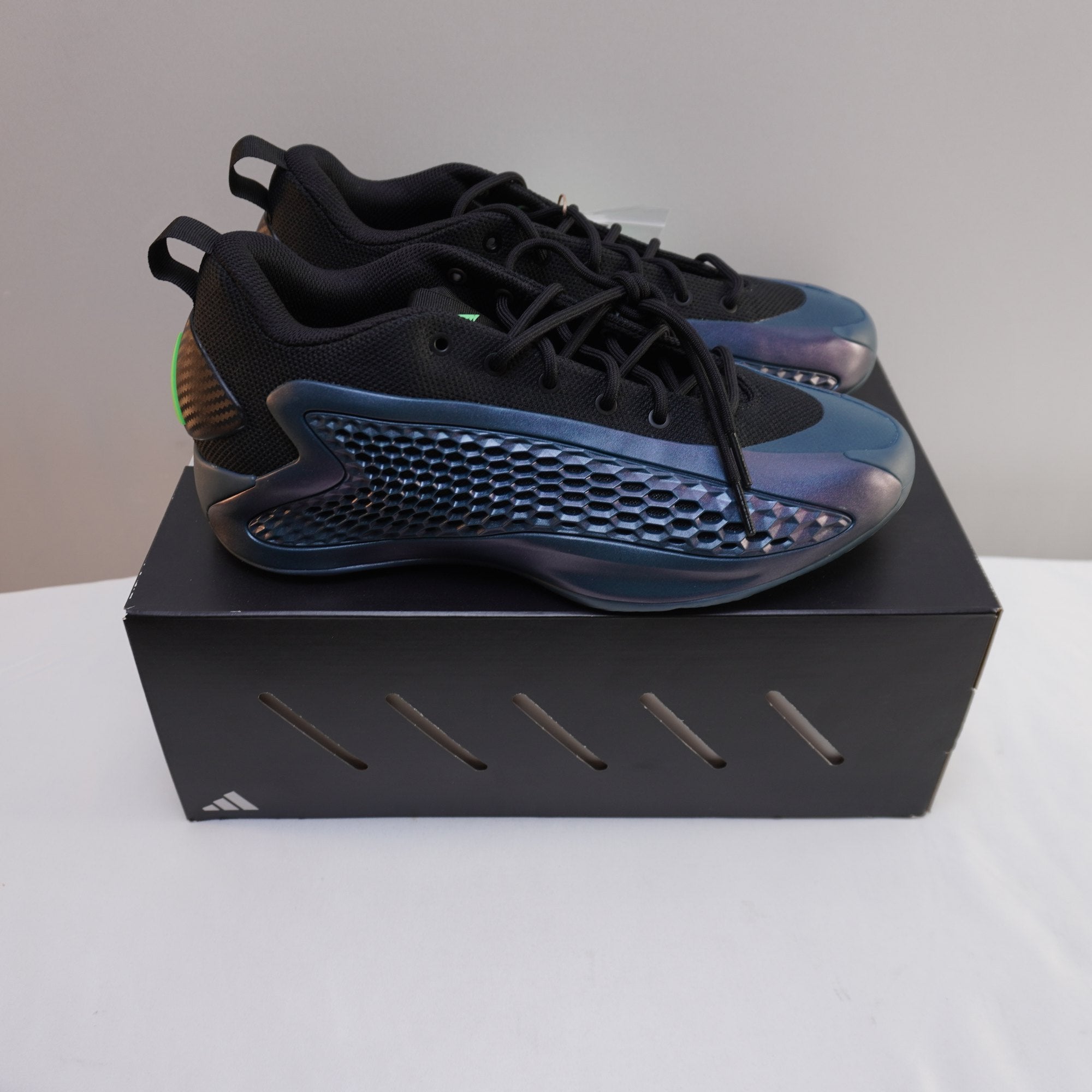 Zapatillas Adidas para Hombre Usadas - Negros, Talla 42.5
