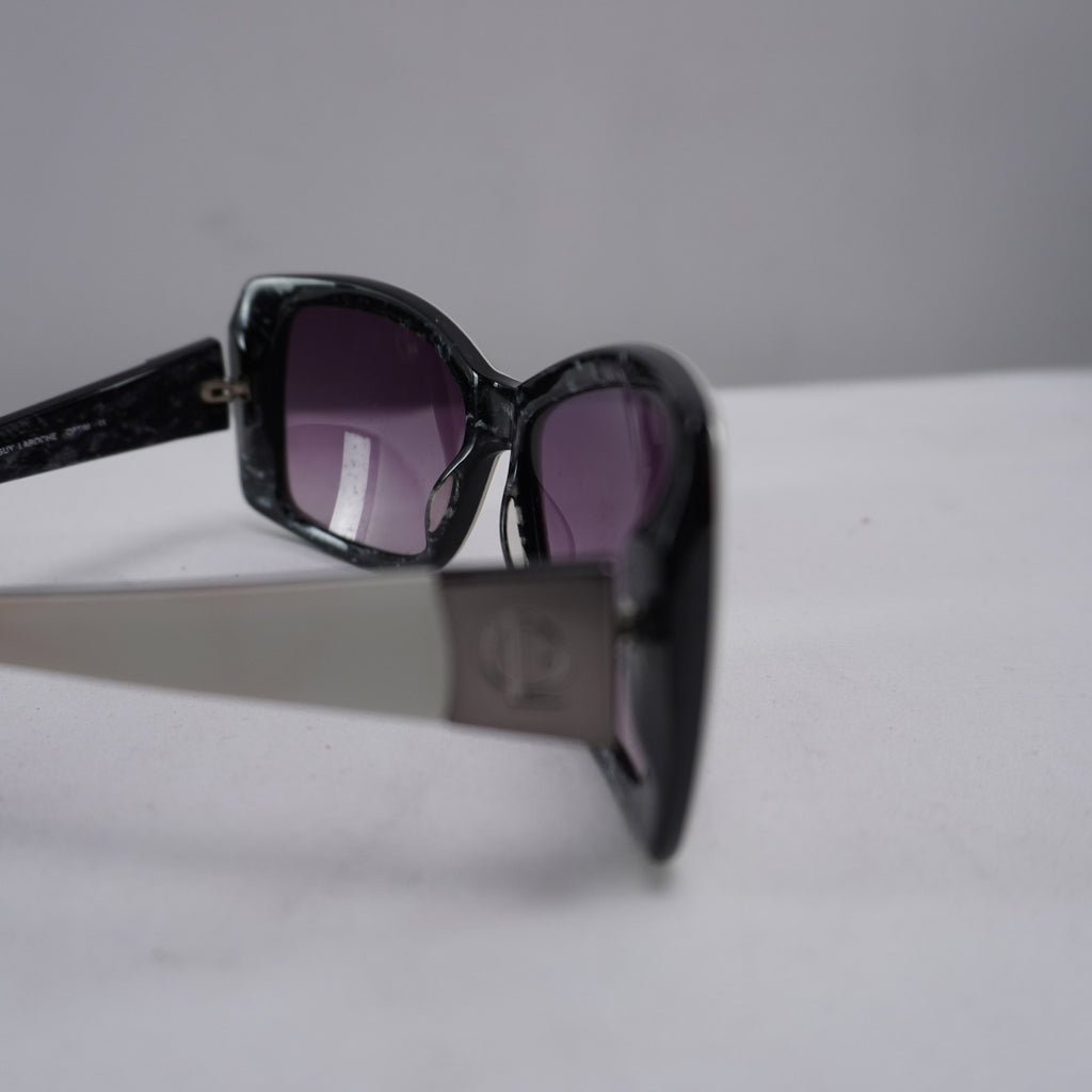 Gafas de Sol Guy Laroche para Mujer Usadas - Blancas