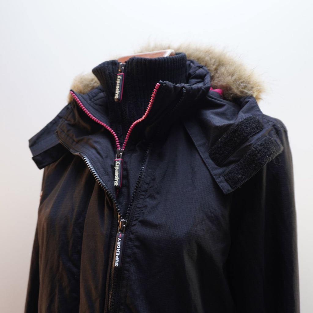 Parka Superdry para Mujer Usada - Negra, XL