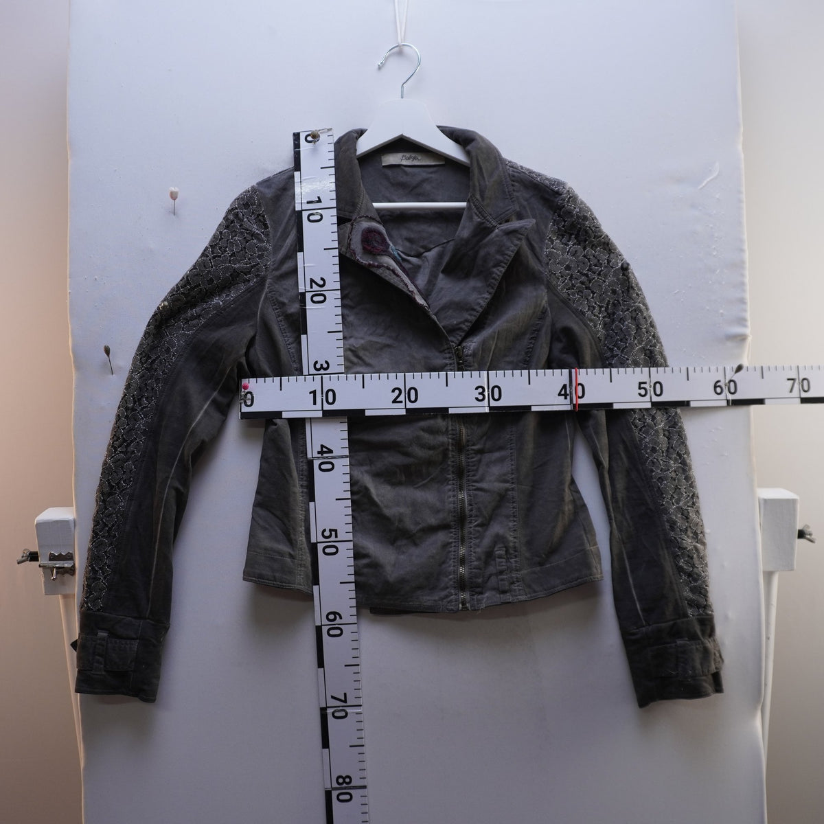 Blazer Bottega para Mujer Usado - Gris, Mediano (M)