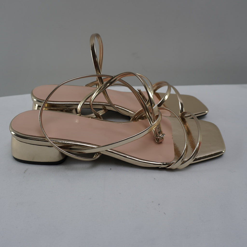 Tacones Dorados para Mujer Usados - Talla 37